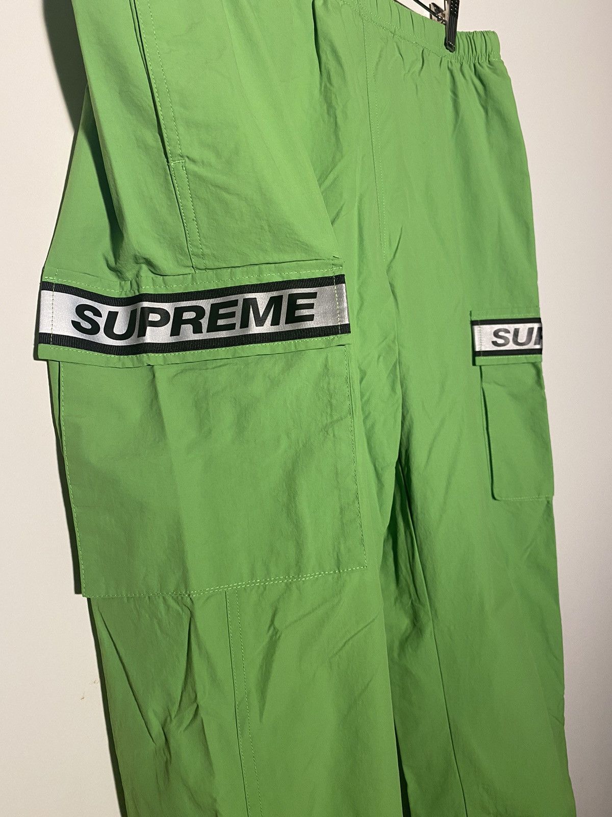 Supreme S/s 18’ Reflective Taping Cargo Pant Size US 34 / EU 50 - 4 Thumbnail