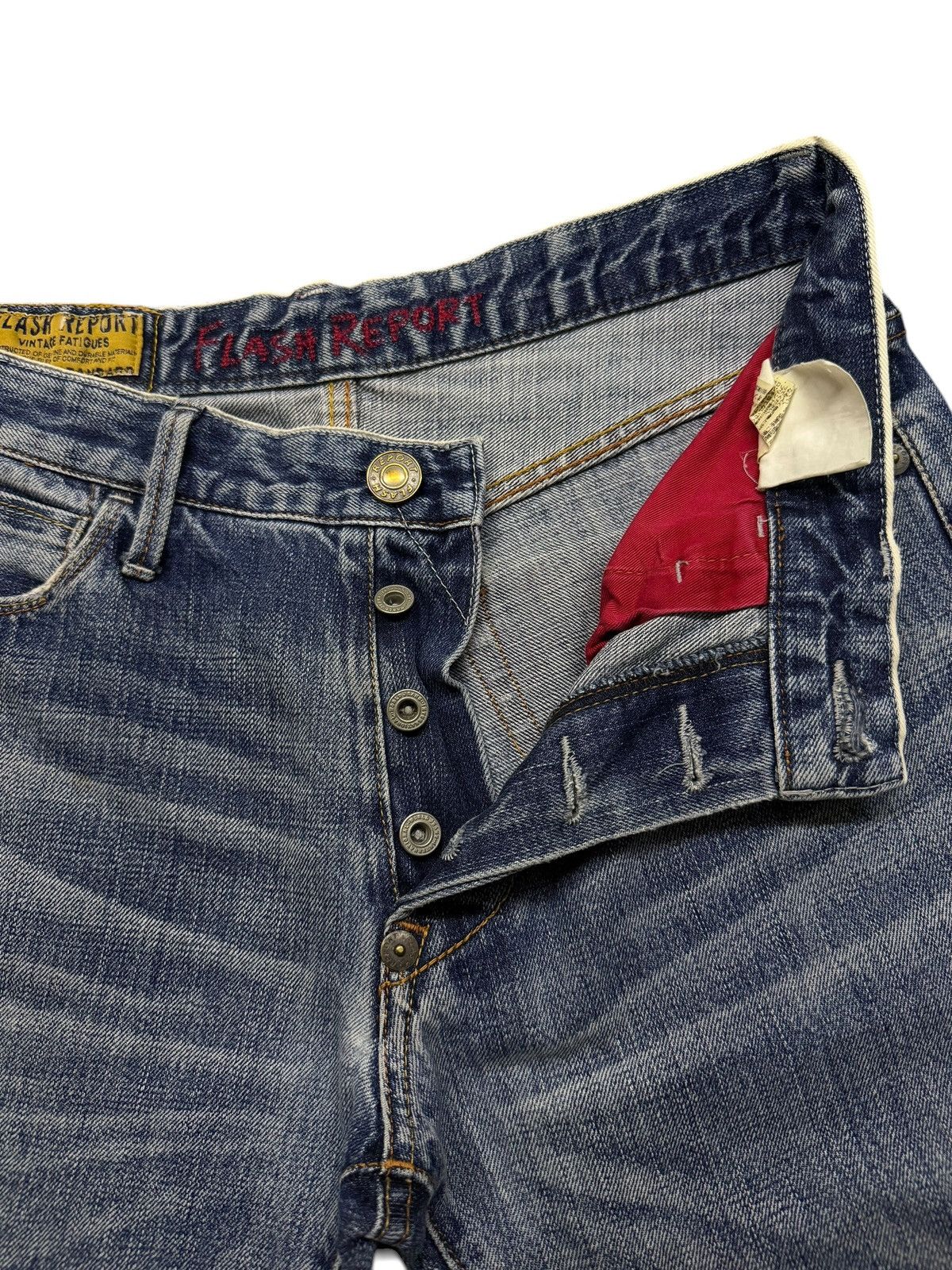 Japanese Brand Vintage Flash Report Selvedge Denim Jeans | Vintage Fade W31 Size US 31 - 10 Thumbnail