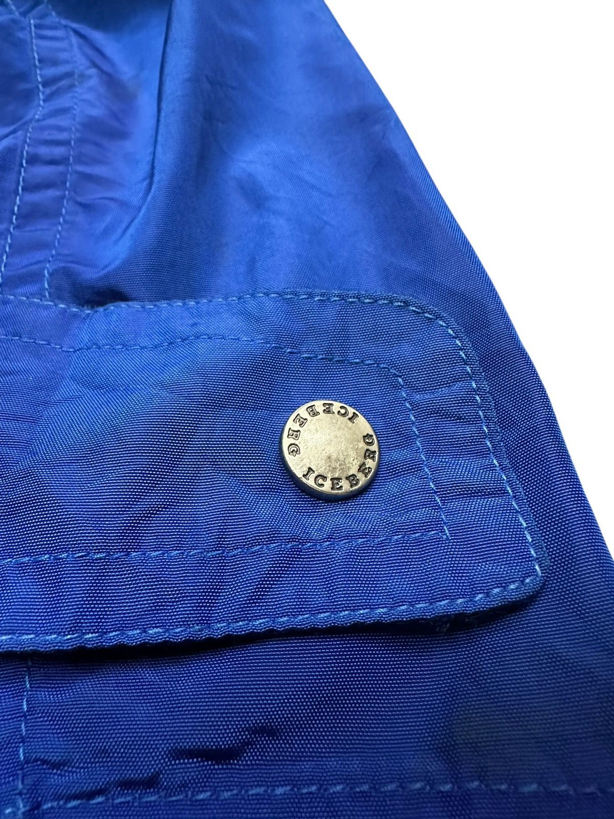 Iceberg Vintage Iceberg Ozone Holes Jacket Spell Out Size US M / EU 48-50 / 2 - 6 Thumbnail