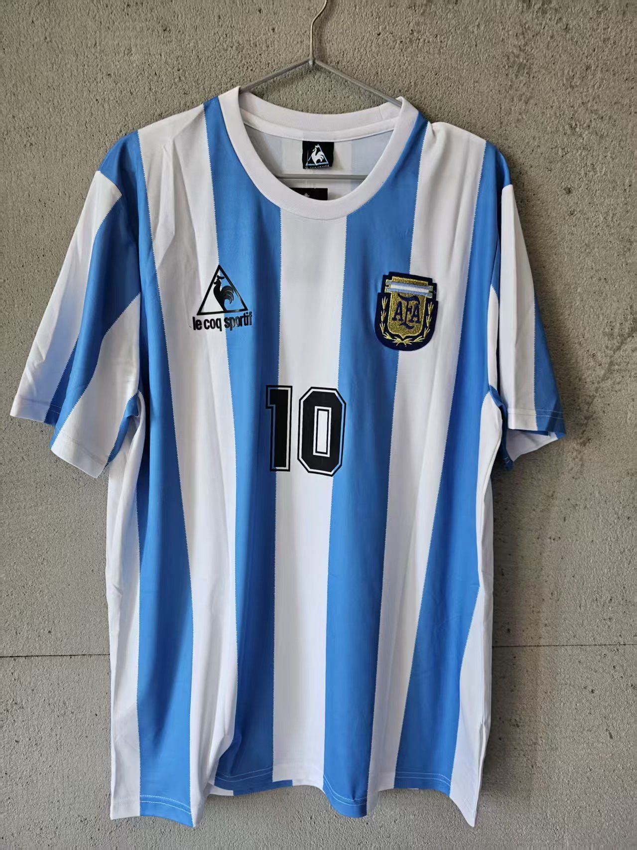 Other VIntage Argentina #10 Maradona Jersey Size US XL / EU 56 / 4 - 2 Thumbnail