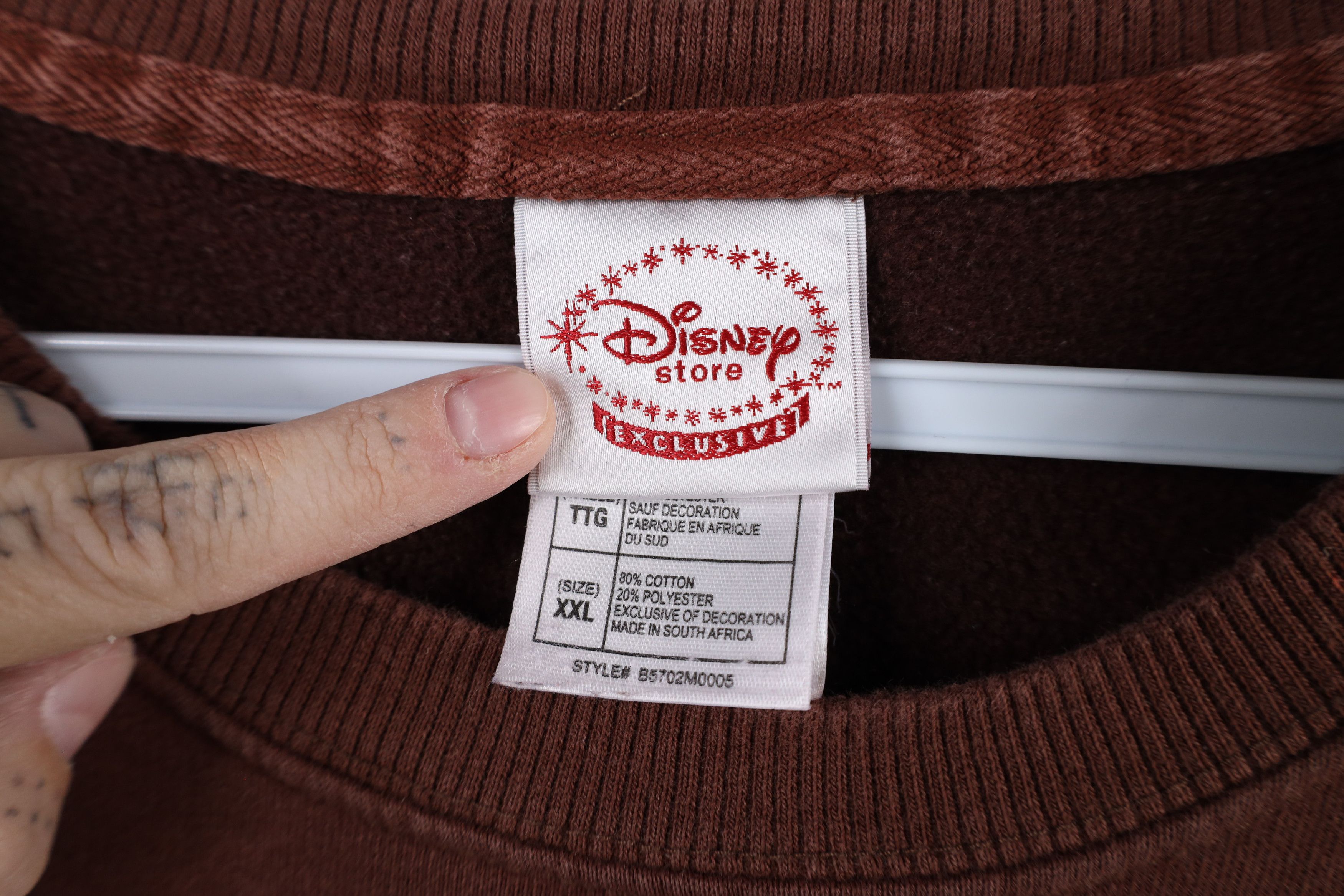 Disney Vintage 90s Disney Snow White Grumpy Dwarf Sweatshirt Size US XXL / EU 58 / 5 - 11 Thumbnail