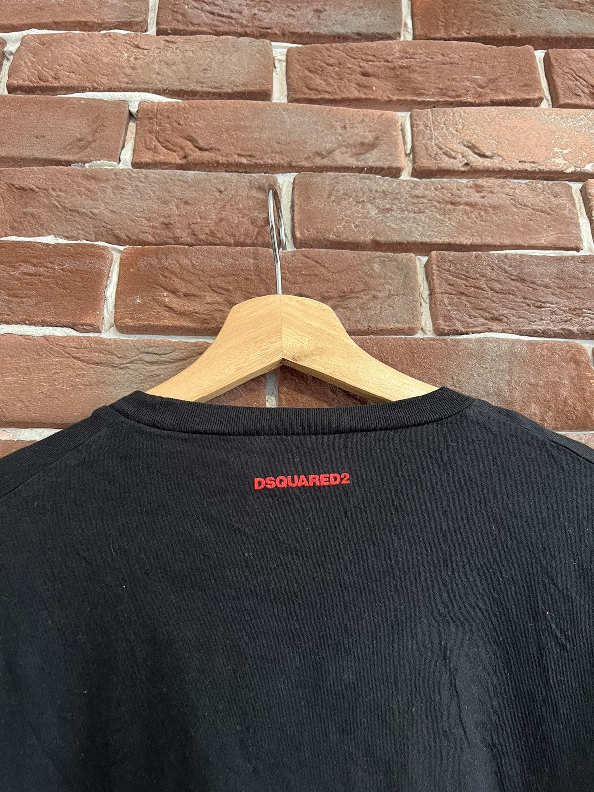 Dsquared2 Disquared2 We Want Some Logo Tshir L Designer Hype L Y2K Size US L / EU 52-54 / 3 - 2 Thumbnail