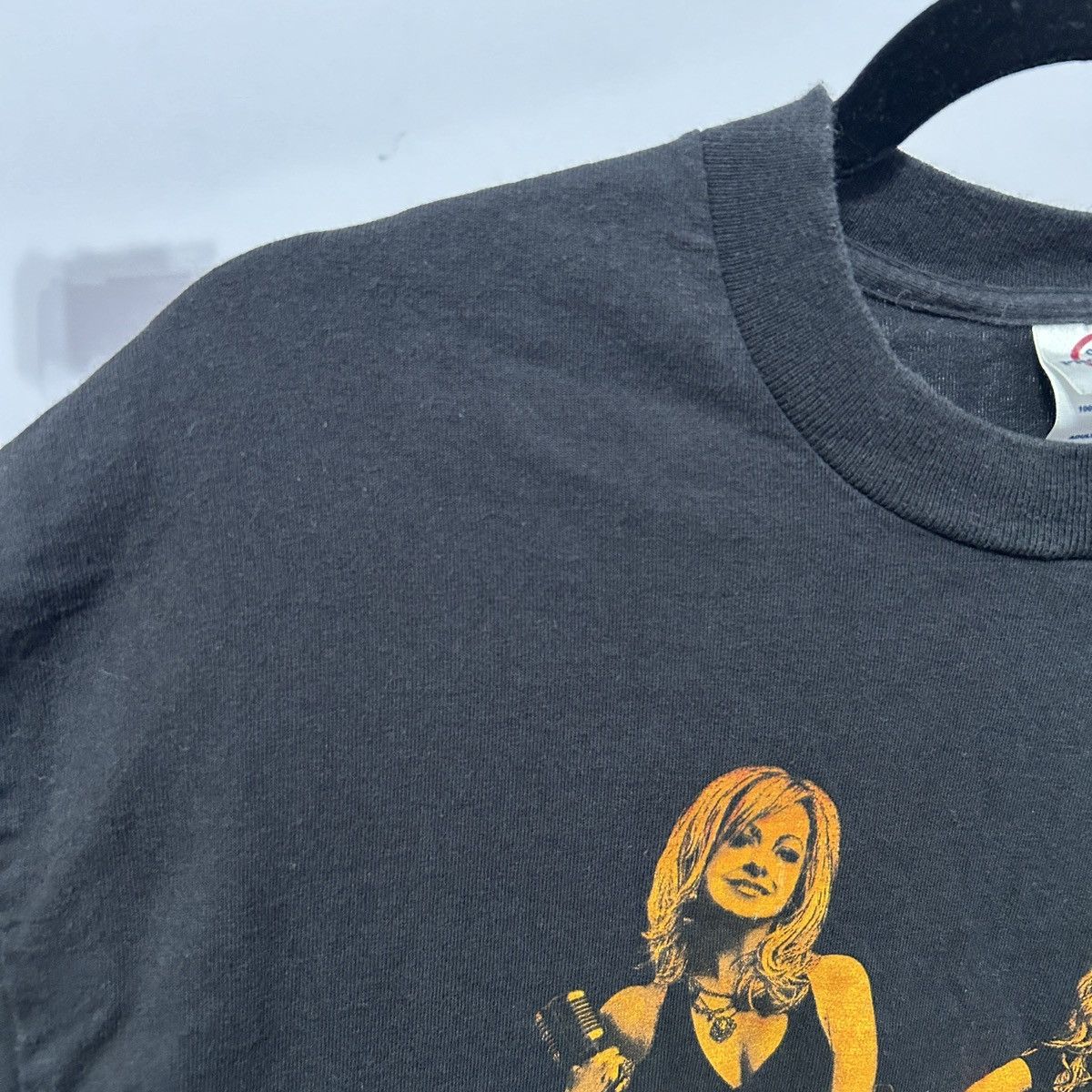 Delta Vintage Bomshel 2006 Graphic Tshirt Size Large - "Bradley" Size L / US 10 / IT 46 - 5 Thumbnail