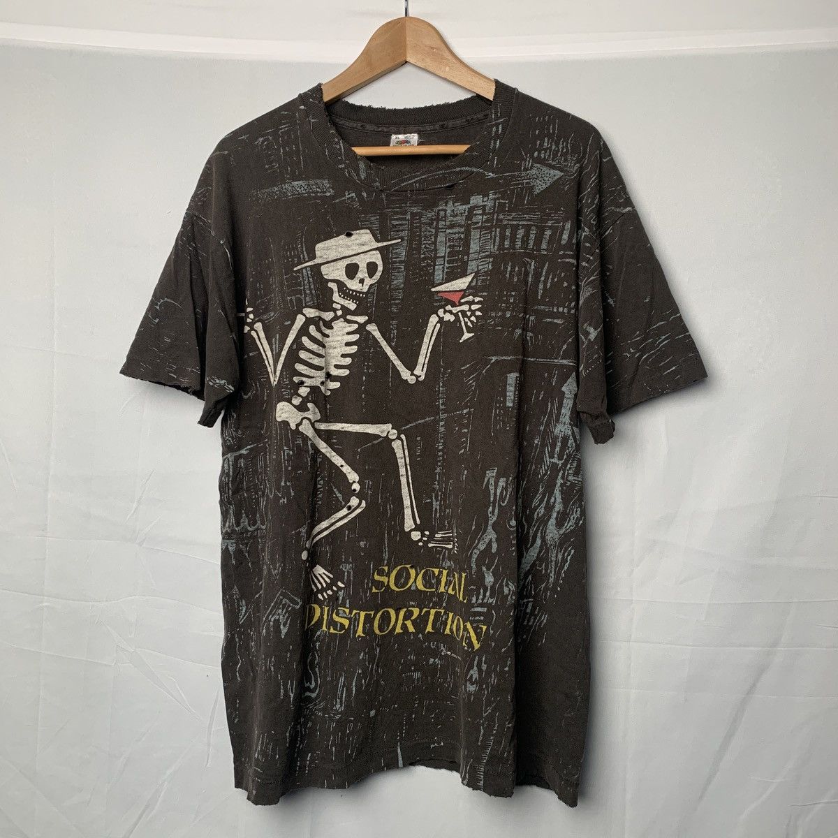 Other 1992 Vintage Social Distortion T-shirt [RARE] Size US XL / EU 56 / 4 - 1 Thumbnail