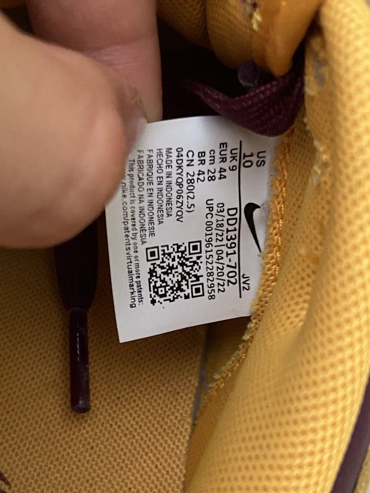 Nike Nike Dunk Low Retro University Gold Size US 10 / EU 43 - 6 Thumbnail
