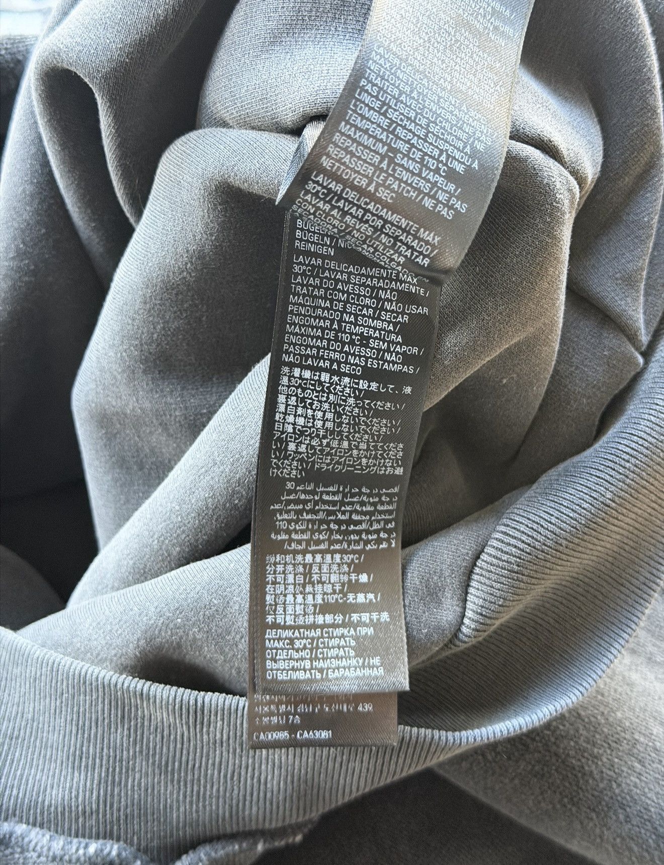 Balenciaga *RARE* BALENCIAGA DEMNA METALHEAD INSIDE OUT CREWNECK LARGE Size US L / EU 52-54 / 3 - 21 Thumbnail