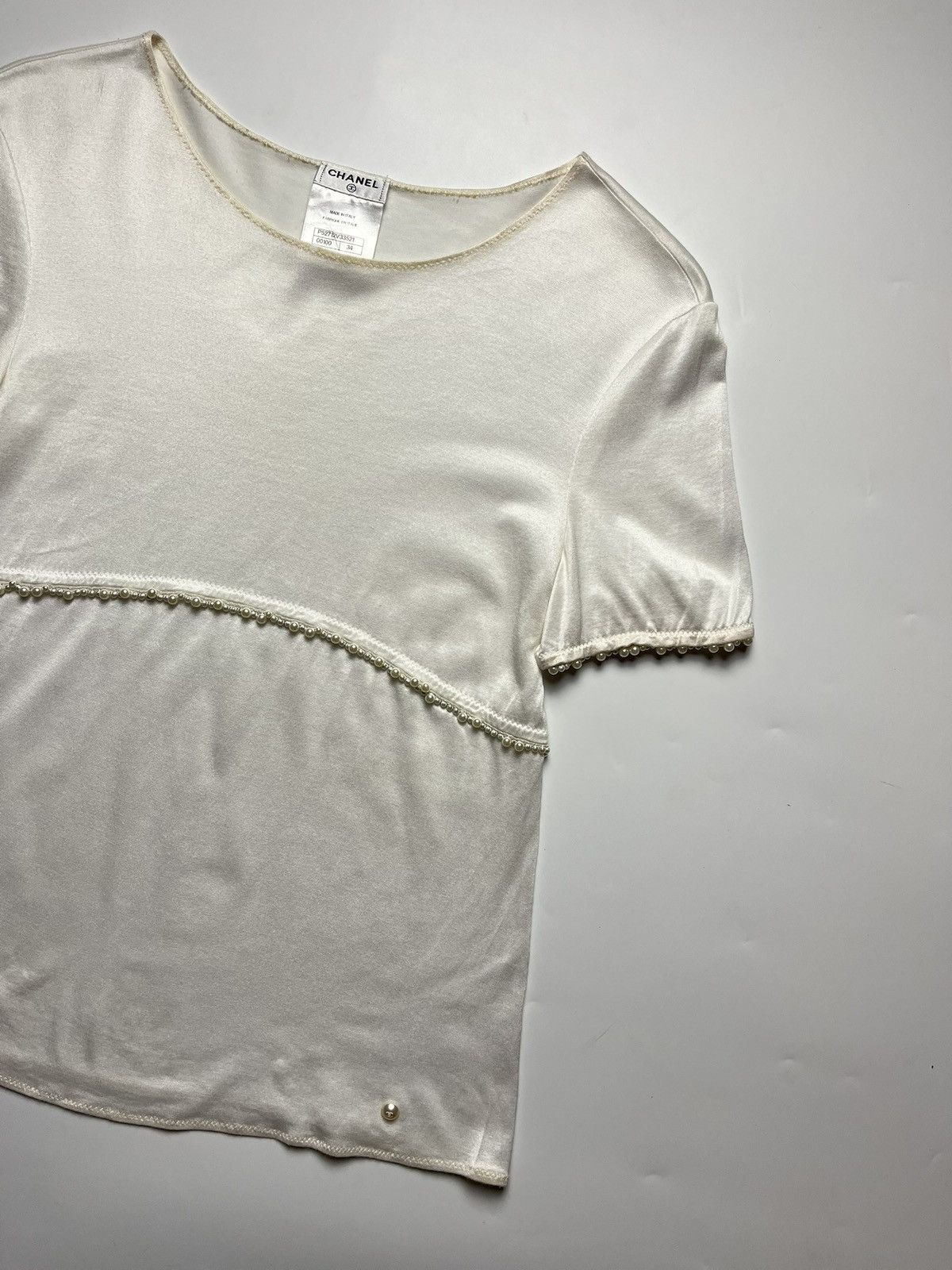 Chanel CHANEL 2016 Pearl Embellished Short Sleeve Top - Cream Size XXS / US 00 / IT 34 - 2 Thumbnail