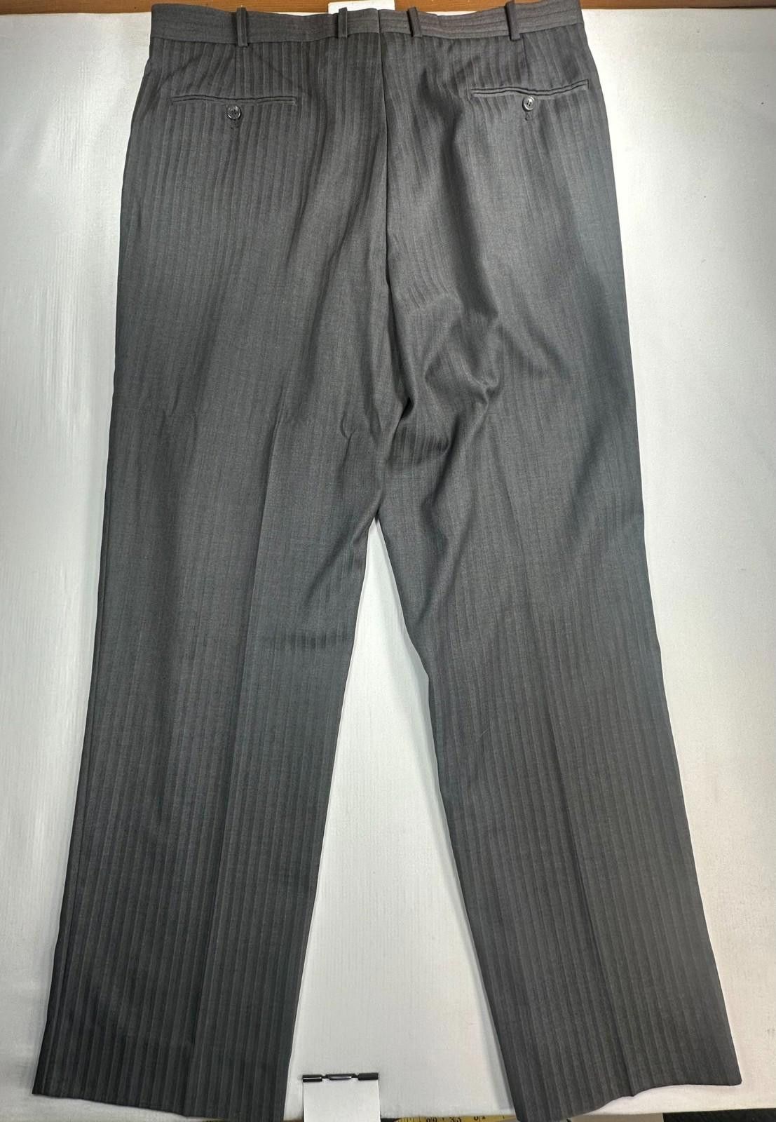Other Luca Rossi Pleated Pinstripe Gray Dress Pants Men's 40/34 Size US 40 / EU 56 - 2 Thumbnail