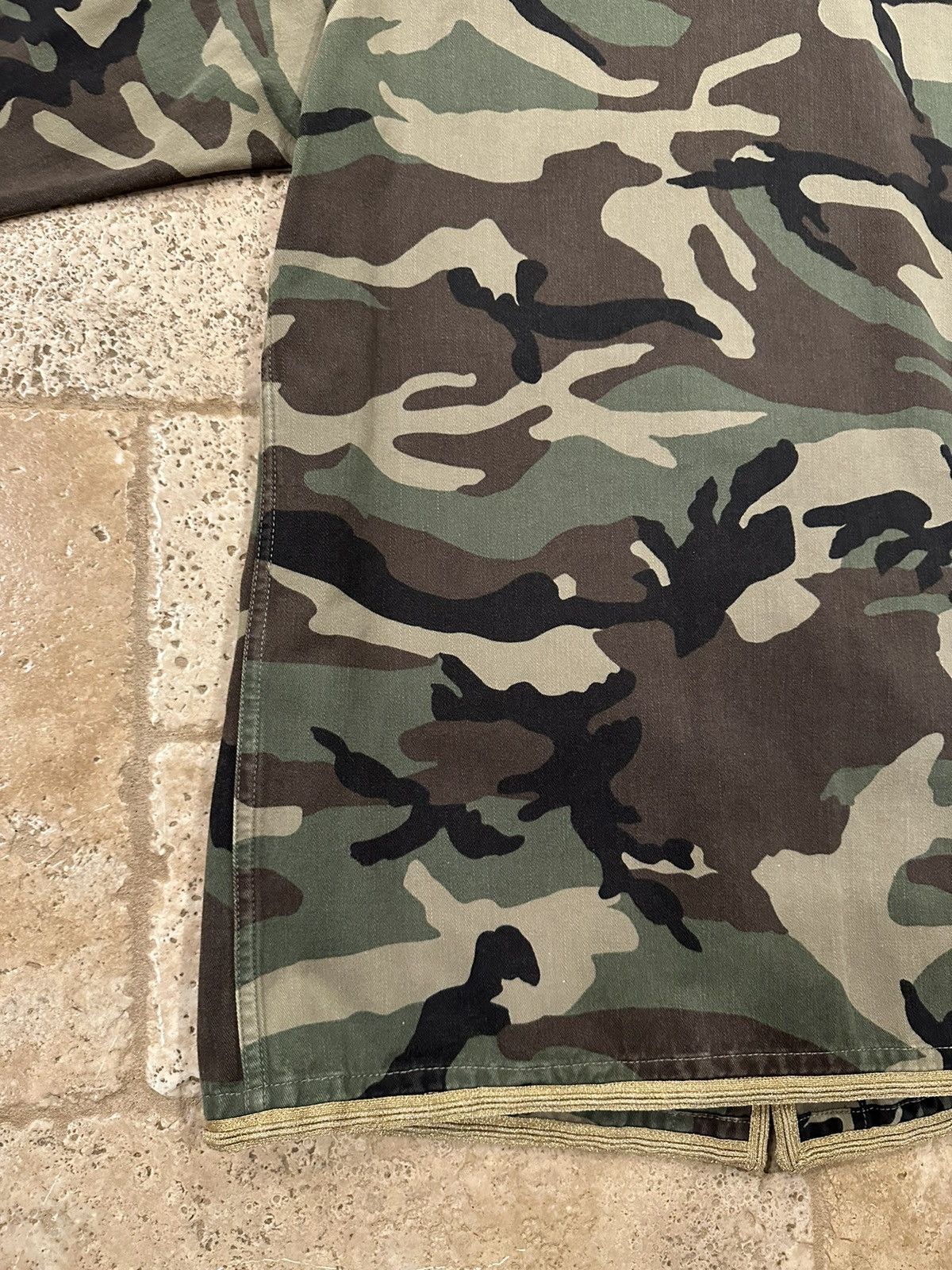 Hedi Slimane × Saint Laurent Paris Saint Laurent x Hedi Gold Trimmed M65 Military Camo Jacket Size US L / EU 52-54 / 3 - 13 Thumbnail