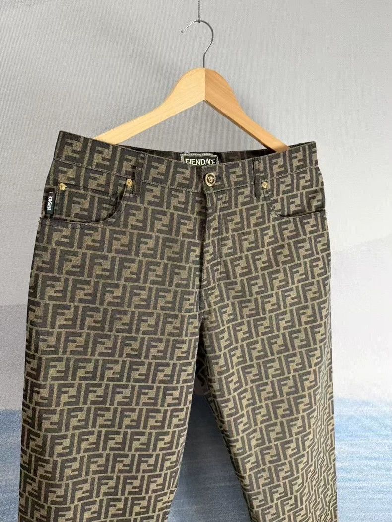 Versace Versace Brown full-printed cargo trousers Size US 30 / EU 46 - 2 Thumbnail