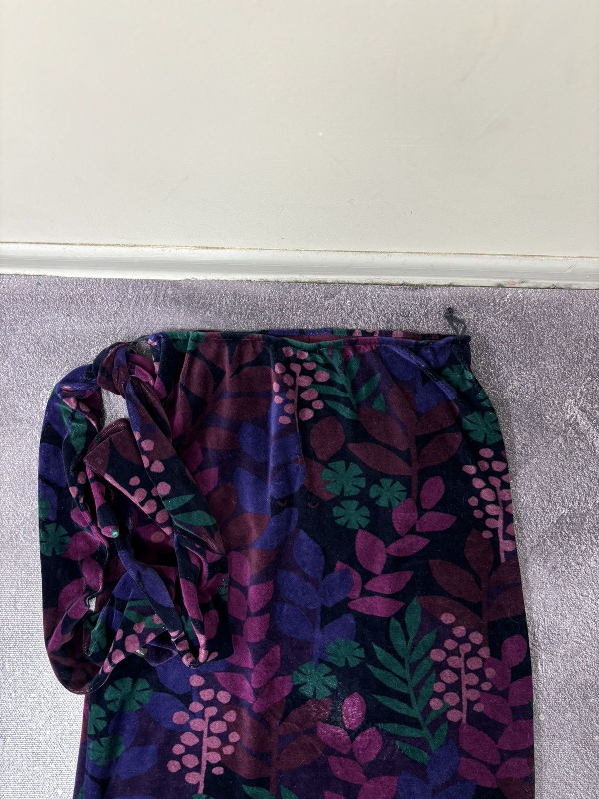 Gudrun Sjoden Gudrun Sjoden Women’s Velour Floral Set Skirt/Jacket Size M / US 6-8 / IT 42-44 - 15 Thumbnail