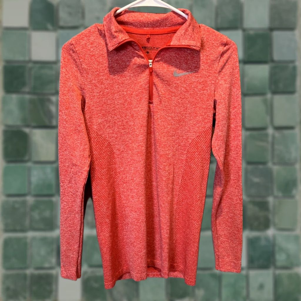 Nike Nike Golf Pullover Women's S Red 1/4 Zip Dri-Fit Size S / US 4 / IT 40 - 1 Thumbnail