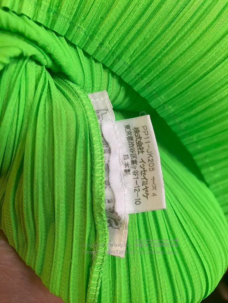 Issey Miyake Issey Miyake Green Long Sleeve Top Size XL / US 12-14 / IT 48-50 - 2 Thumbnail