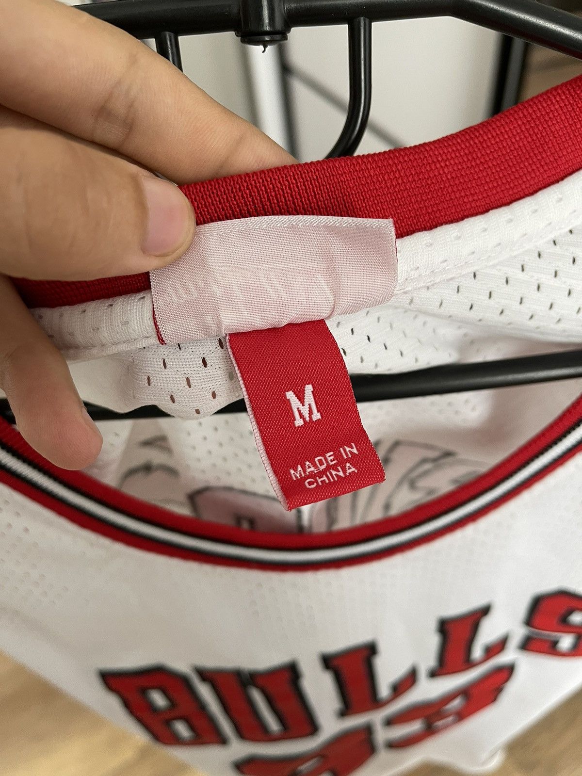 Mitchell & Ness Mitchell And Ness Chicago Bulls Pippen Vintage NBA Jersey Size US M / EU 48-50 / 2 - 11 Thumbnail