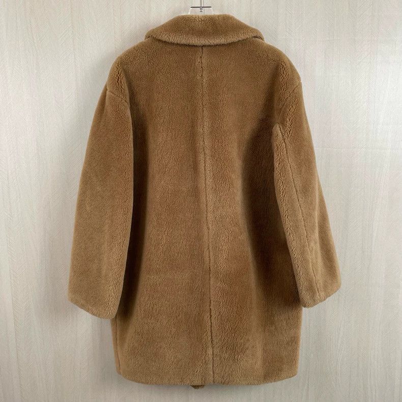 Max Mara Max Mara Short teddy bear coat Size M / US 6-8 / IT 42-44 - 3 Thumbnail