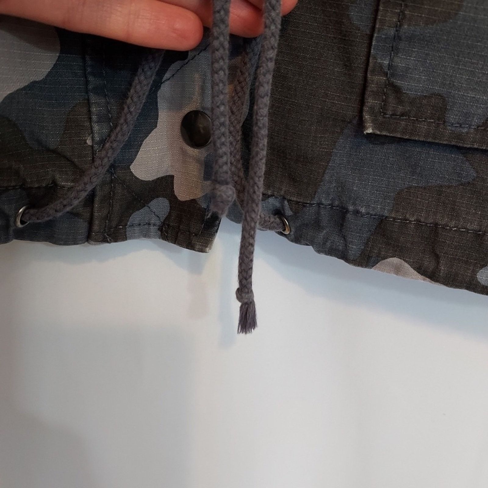 Banana Republic Banana Republic Blue Camouflage Camo Cargo Utility Jacket Size M / US 6-8 / IT 42-44 - 13 Thumbnail