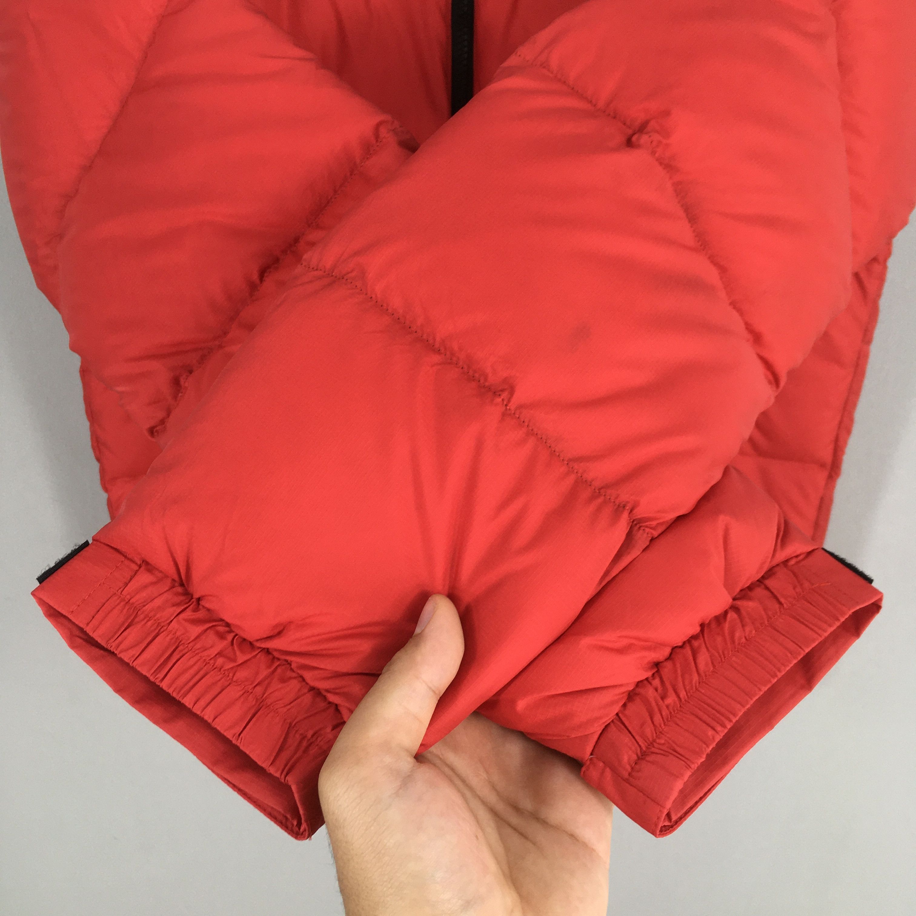 The North Face Vintage The North Face 700 Puffer Jacket Red Small Size US S / EU 44-46 / 1 - 4 Thumbnail