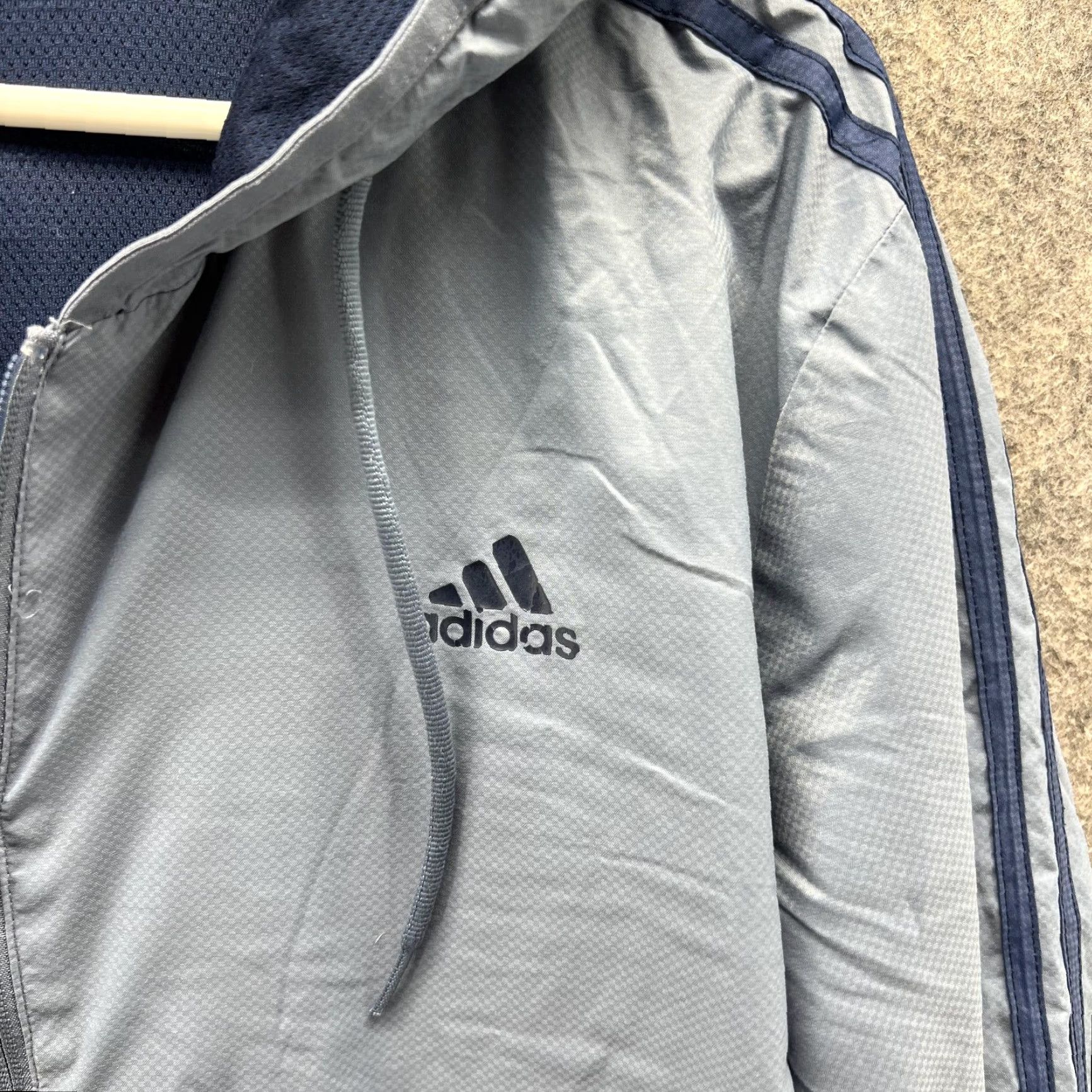 Adidas VINTAGE adidas Sweater Men Large Blue Hoodie Full Zip Trefoil Jacket Windbreaker Velvety? (Note: Original words only; condition warning) Size US L / EU 52-54 / 3 - 4 Thumbnail