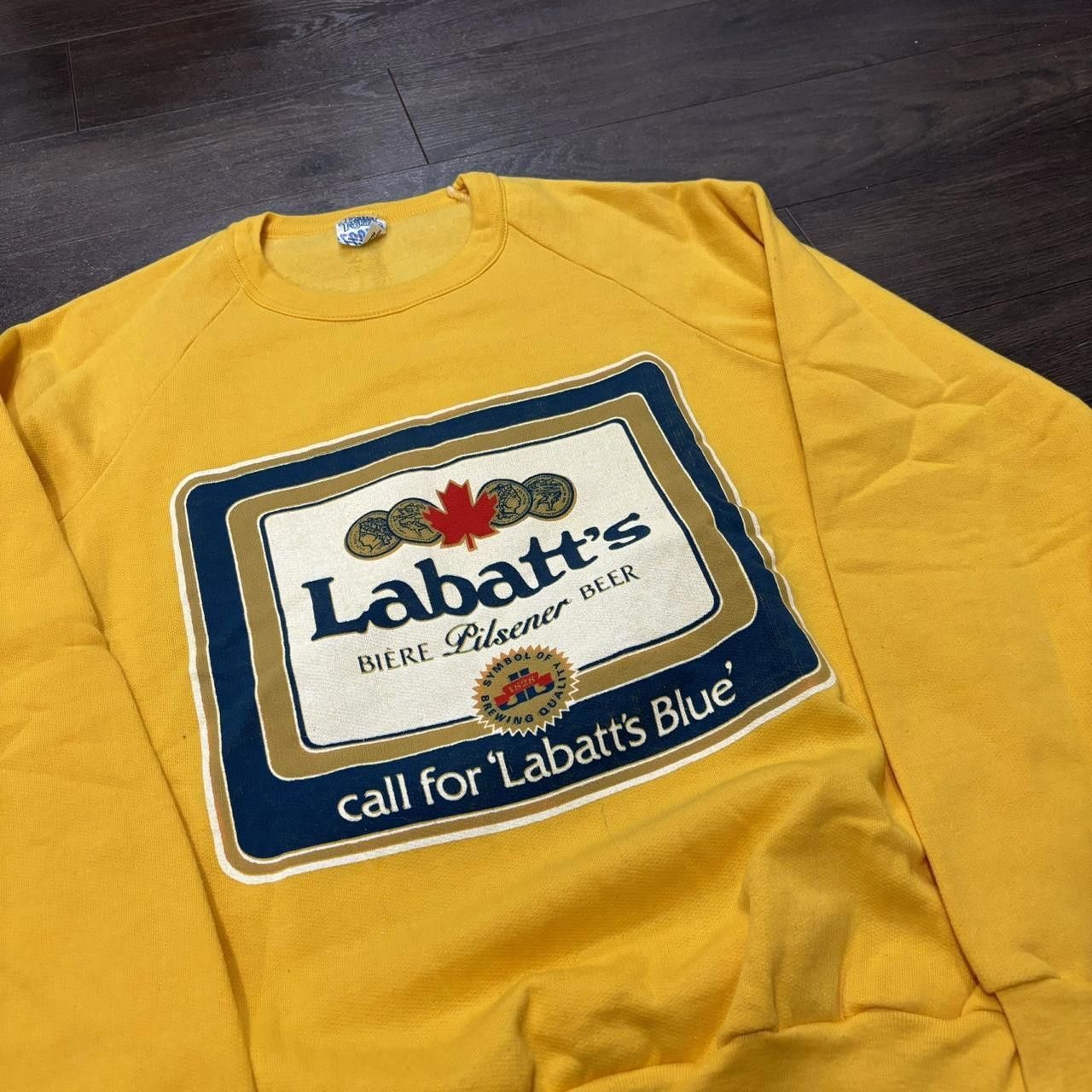 Designer vintage labatt call for labatt blue crewneck sweatshirt 70s Size US S / EU 44-46 / 1 - 1 Thumbnail