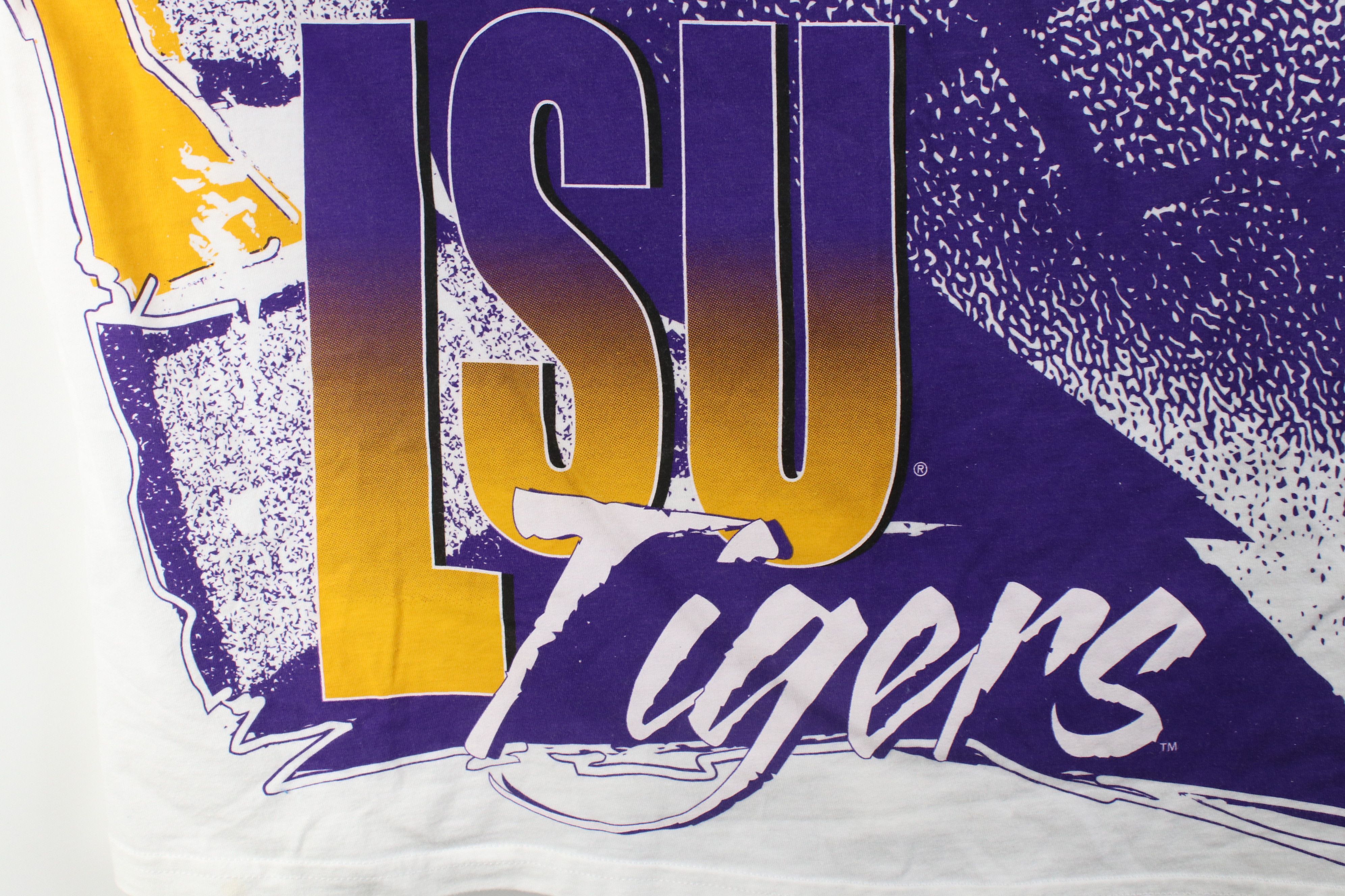 Nike Y2K Nike Print Louisiana State University LSU Tigers T-Shirt Size US XXL / EU 58 / 5 - 6 Thumbnail