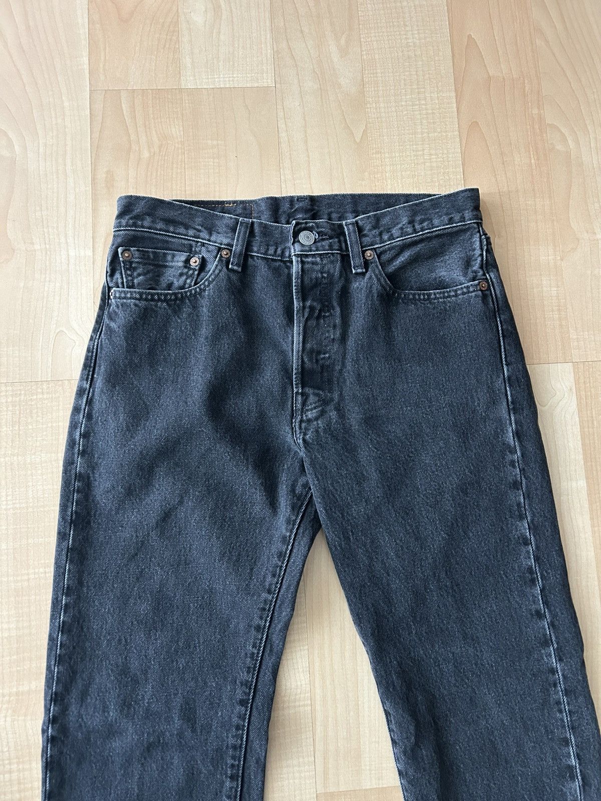 DENIM TEARS × Levi's Denim Tears Metallic Gold Script DT 501 Jeans Size US 30 / EU 46 - 4 Thumbnail