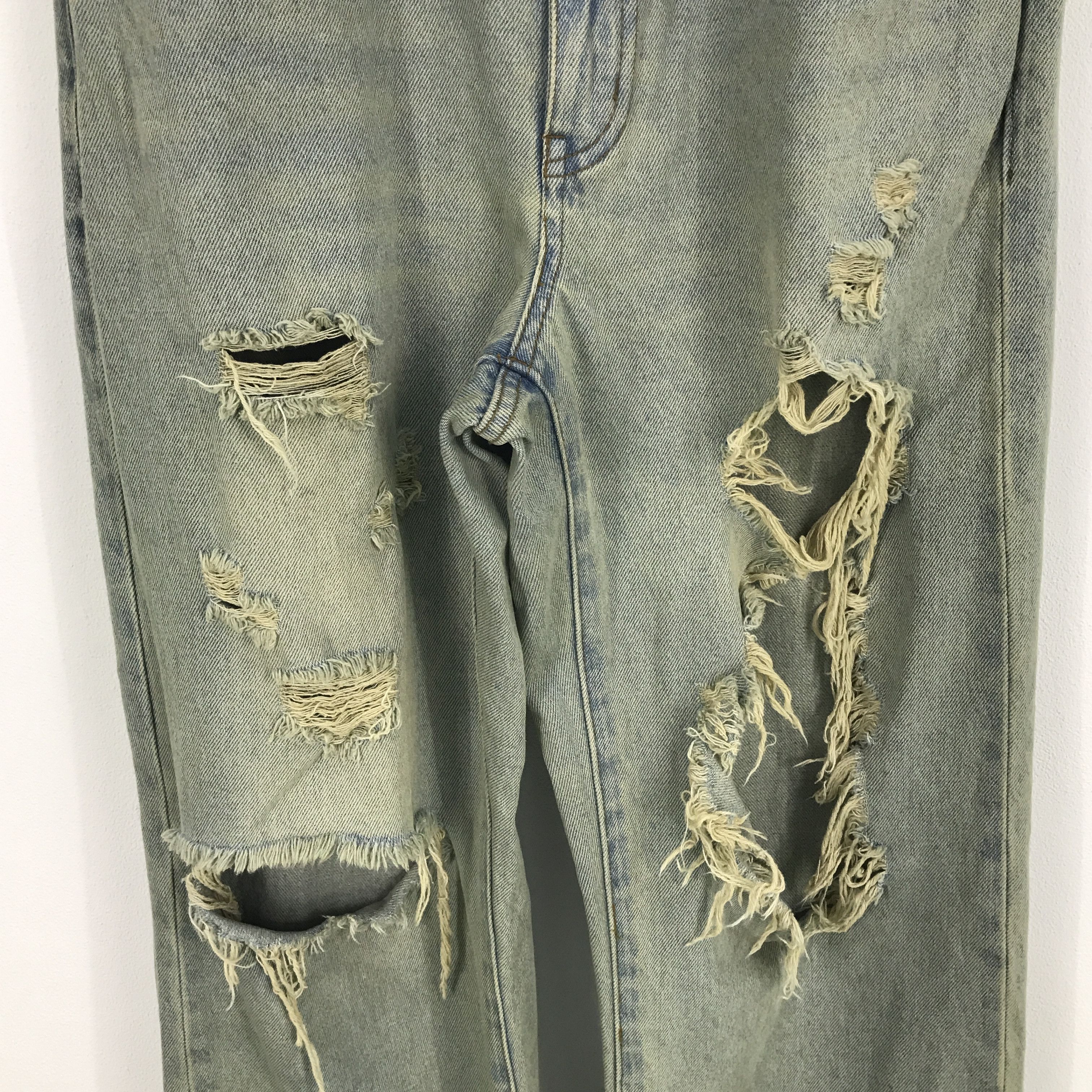 Japanese Brand Rare japanese brand distressed denim pants Size US 28 / EU 44 - 4 Thumbnail