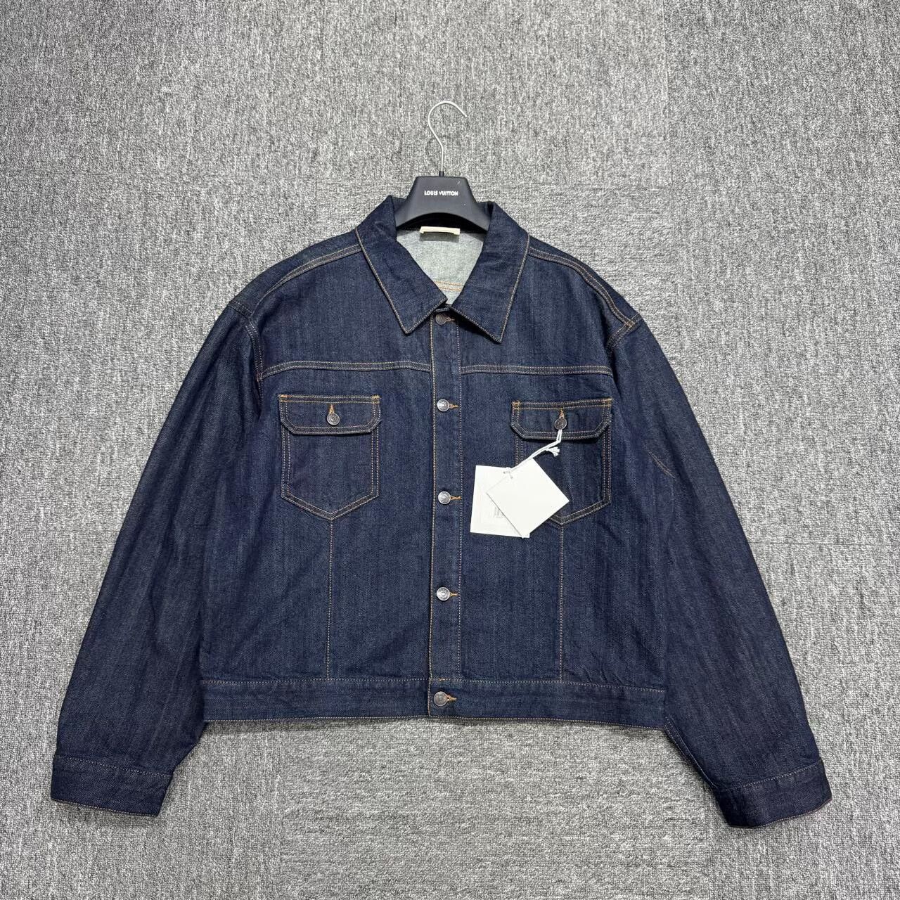 The Row the row denim jacket in size large Size US L / EU 52-54 / 3 - 1 Thumbnail