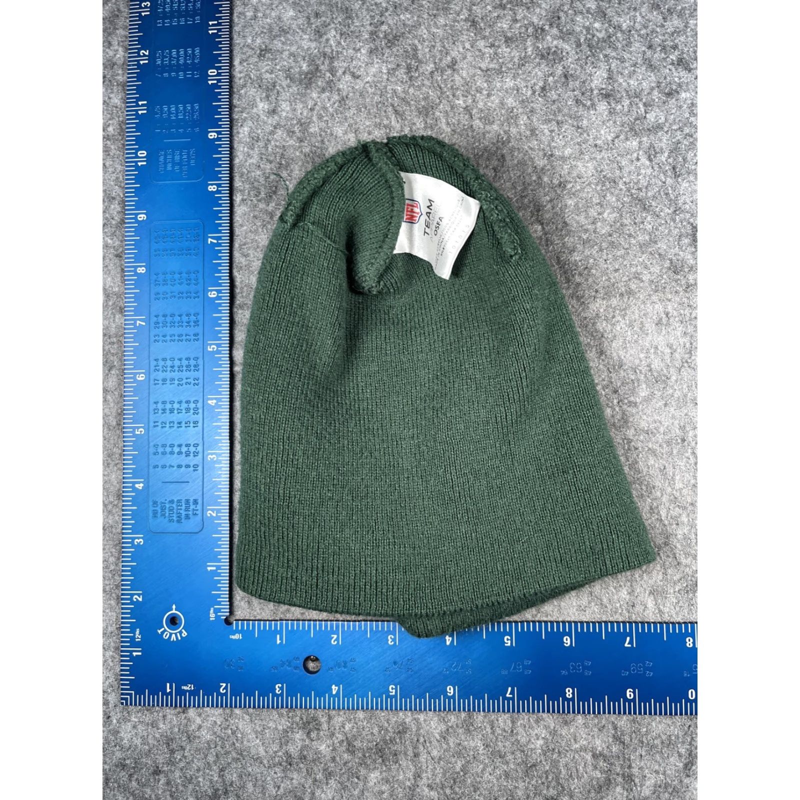 NFL NFL Green Bay Packers Beanie Hat Mens One Size Green Knit Striped Winter Sports Size ONE SIZE - 6 Thumbnail