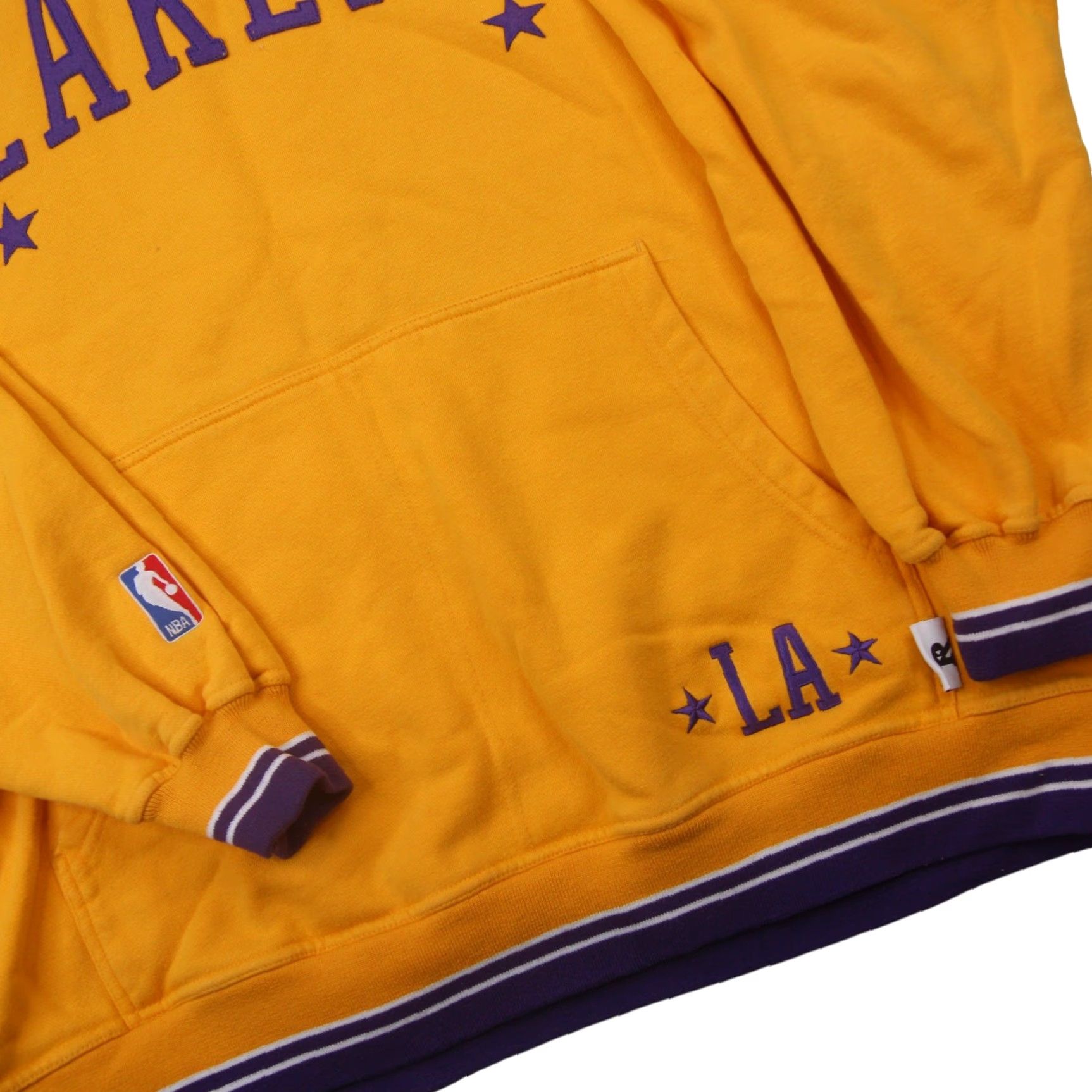 Nike VINTAGE Nike Los Angles Lakers Hoodie Mens XL Yellow Size US XL / EU 56 / 4 - 3 Thumbnail