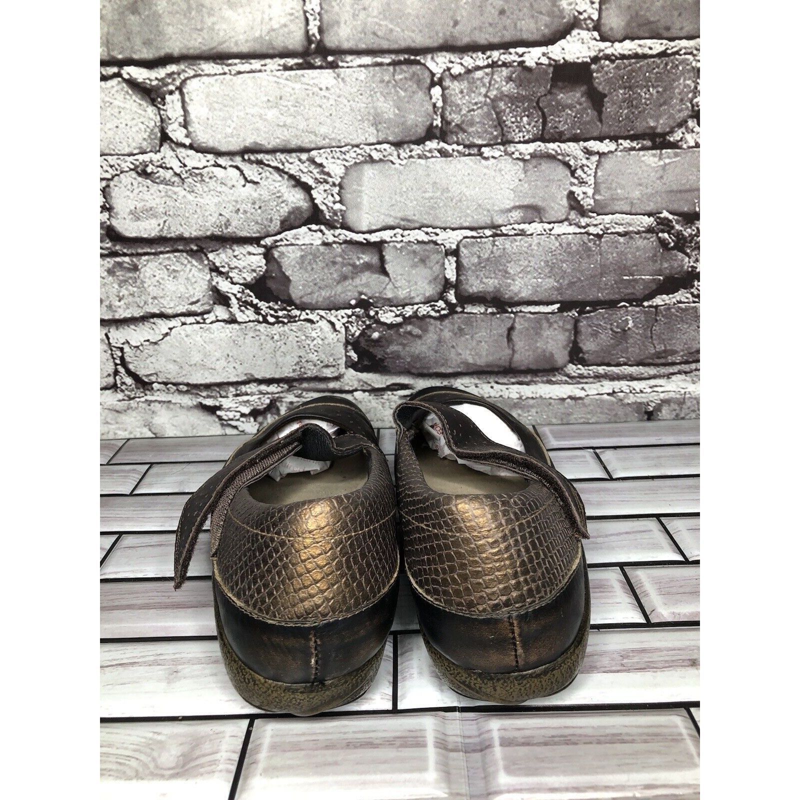 Other Naot Aroha Brown Bronze Snake Leather MaryJane Strap Shoes W Size US 8.5 / IT 38.5 - 3 Thumbnail