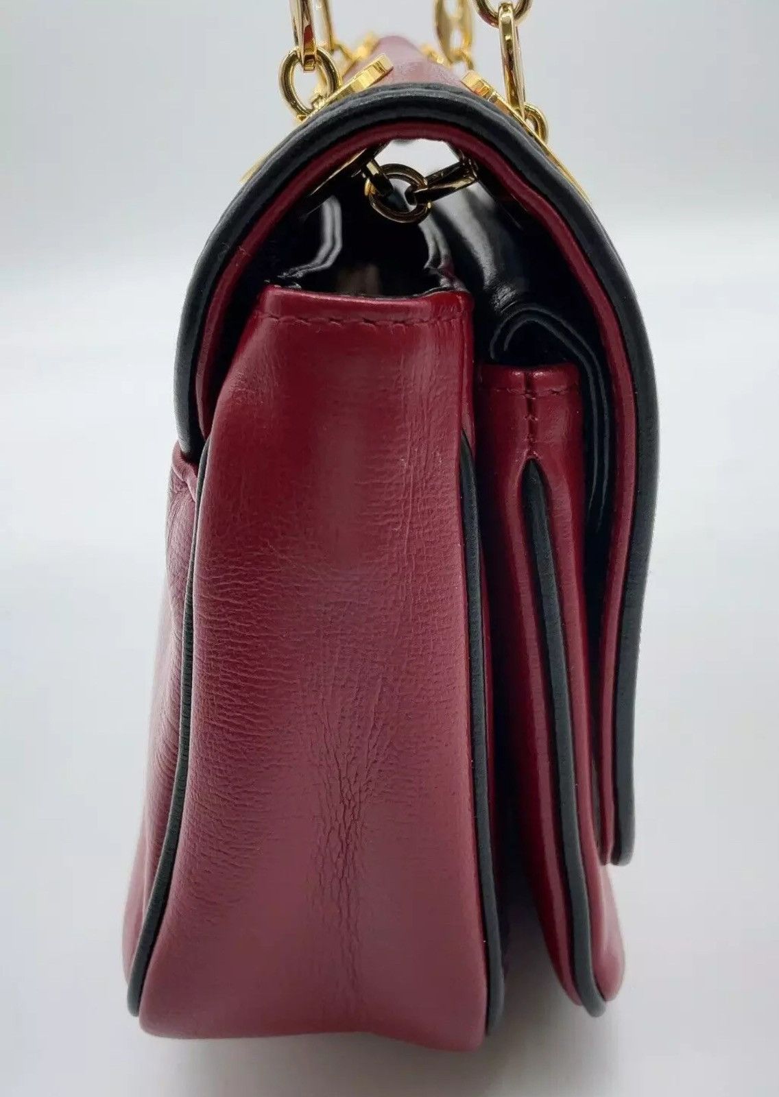 Gucci Authentic GUCCI G Interlocking Leather Chain Red Size ONE SIZE - 5 Thumbnail