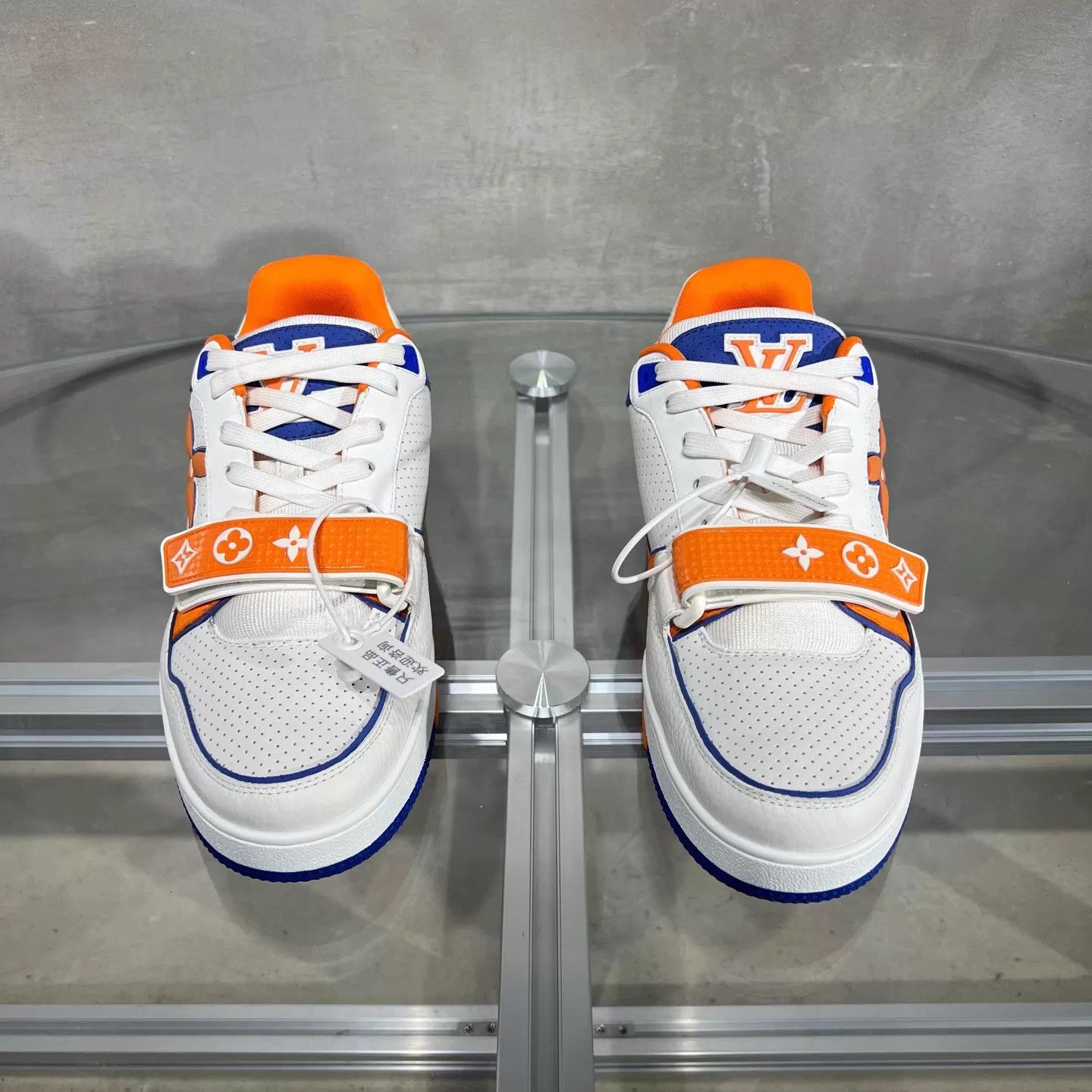 Louis Vuitton LV Trainer white orange new w/ box tried on UK5 39 Size US 8.5 / IT 38.5 - 1 Thumbnail