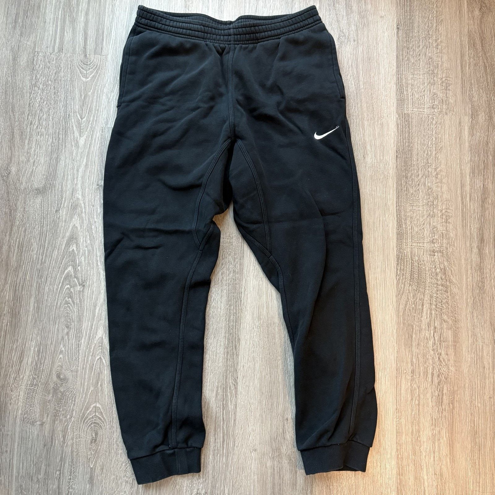 Nike Nike Men's Joggers Black Fleece Tapered Sweatpant Gym Size L Size US L / EU 52-54 / 3 - 2 Thumbnail