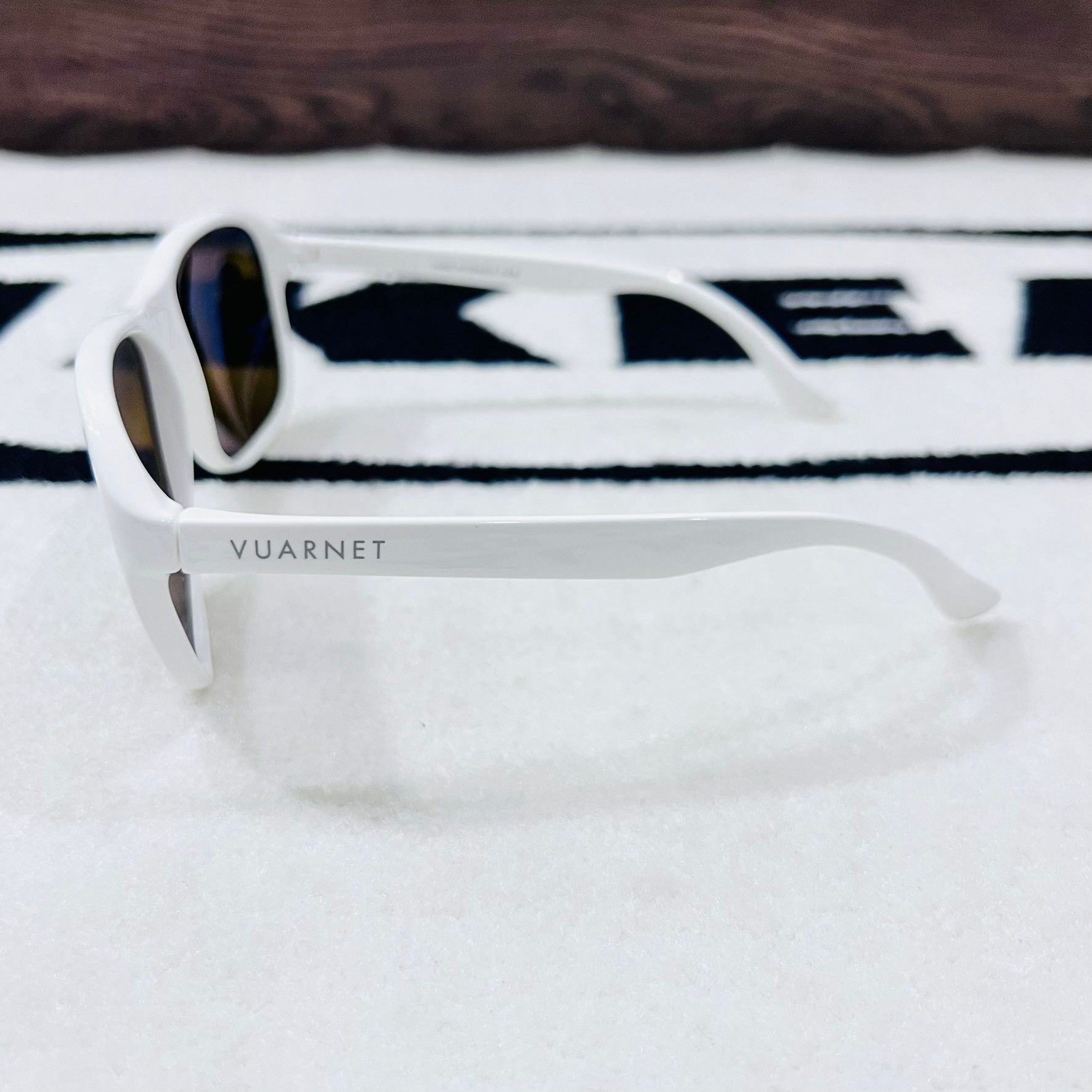 Vuarnet Vuarnet Skilynx Lens White Frame Gradient Gold Sunglasses Size ONE SIZE - 4 Thumbnail