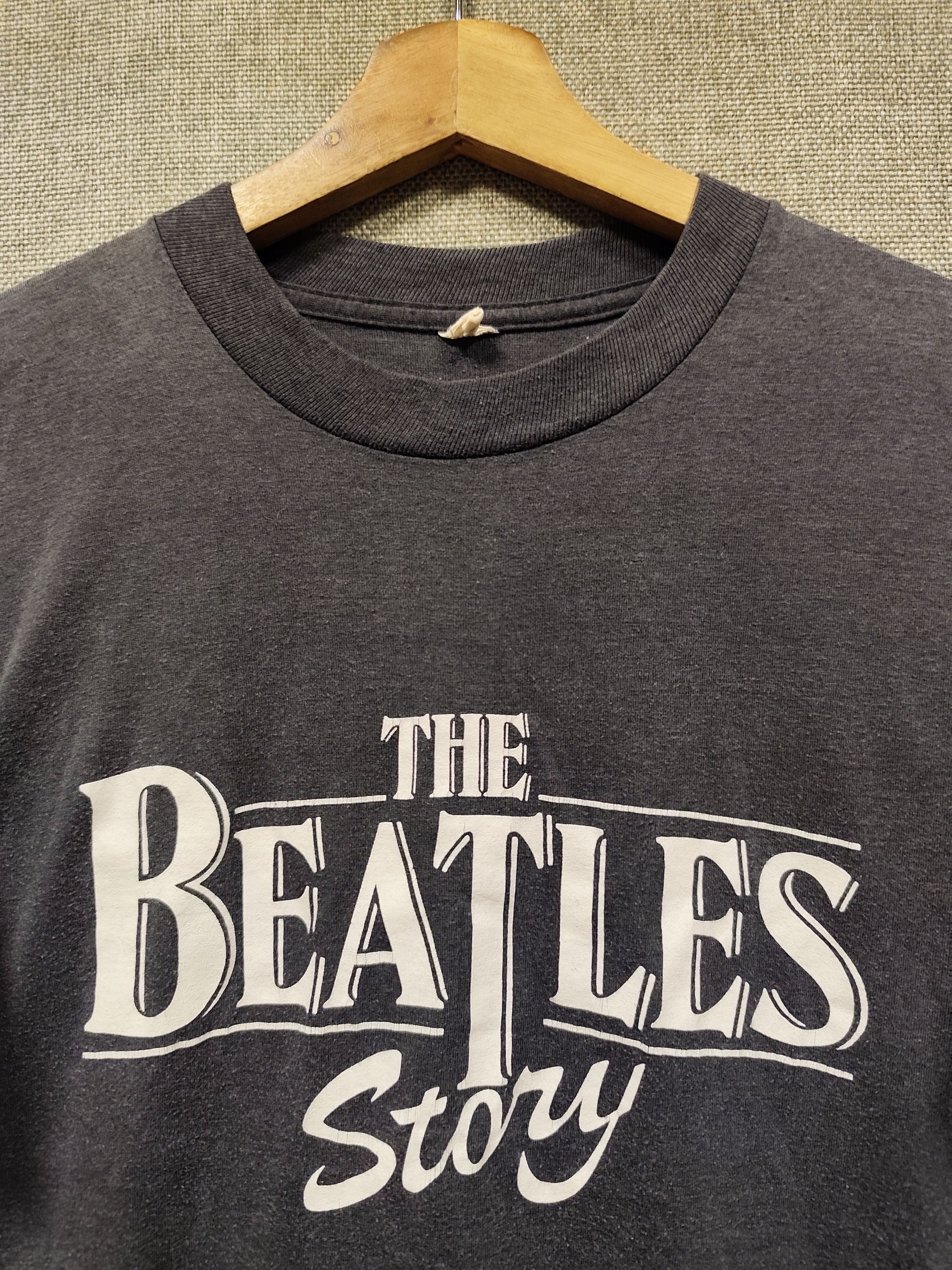 Band Tees Vintage 80s t shirt band The Beatles Story Size US S / EU 44-46 / 1 - 3 Thumbnail