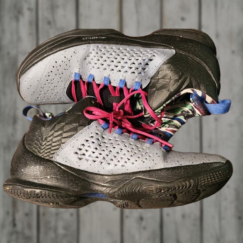 Jordan Brand Jordan Melo M11 Sneakers Men's Size 10 716227-413 Size US 9 / EU 42 - 1 Thumbnail