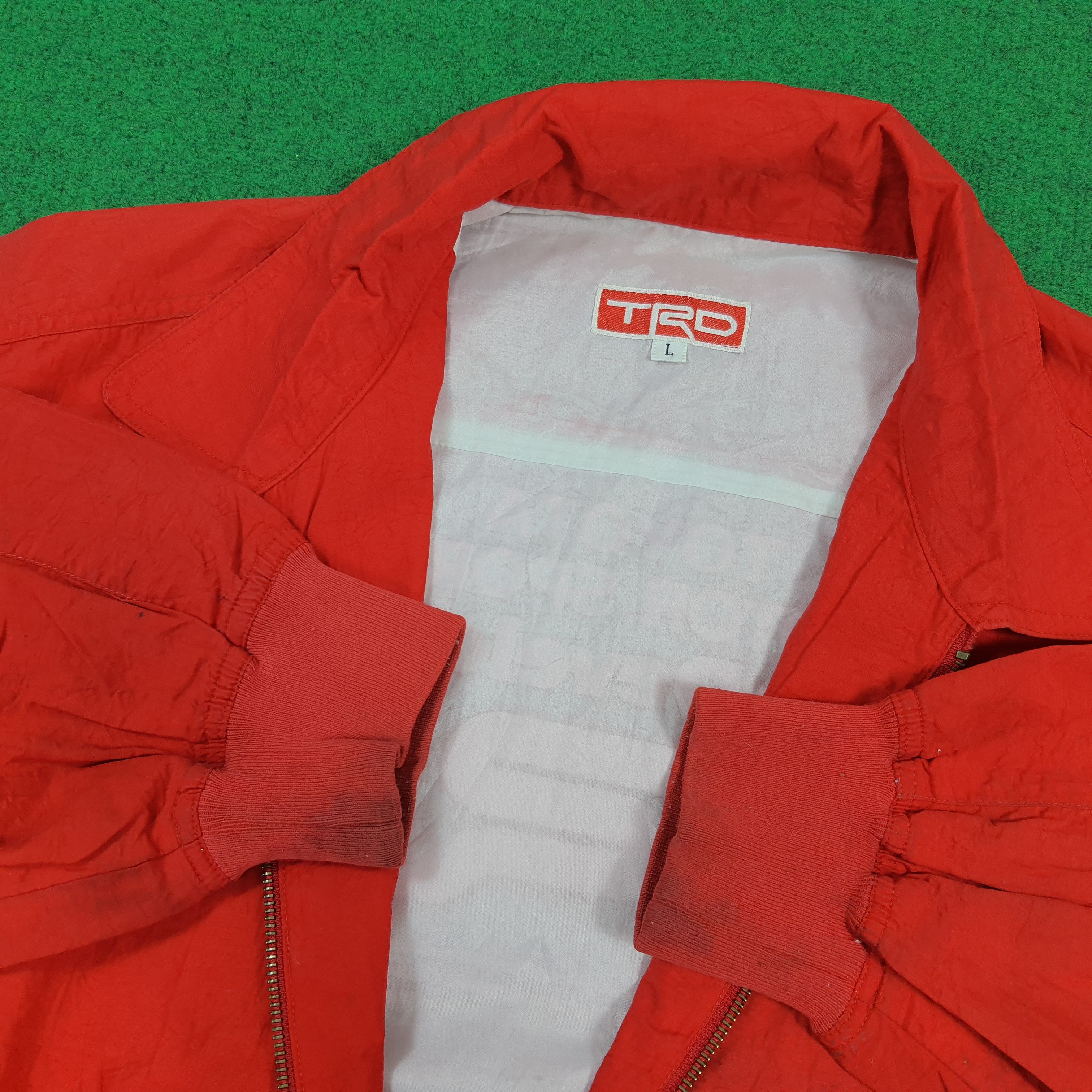 Japanese Brand Vintage 90s Toyota TRD Racing Jacket Red Bomber C300N2 Size US L / EU 52-54 / 3 - 5 Thumbnail