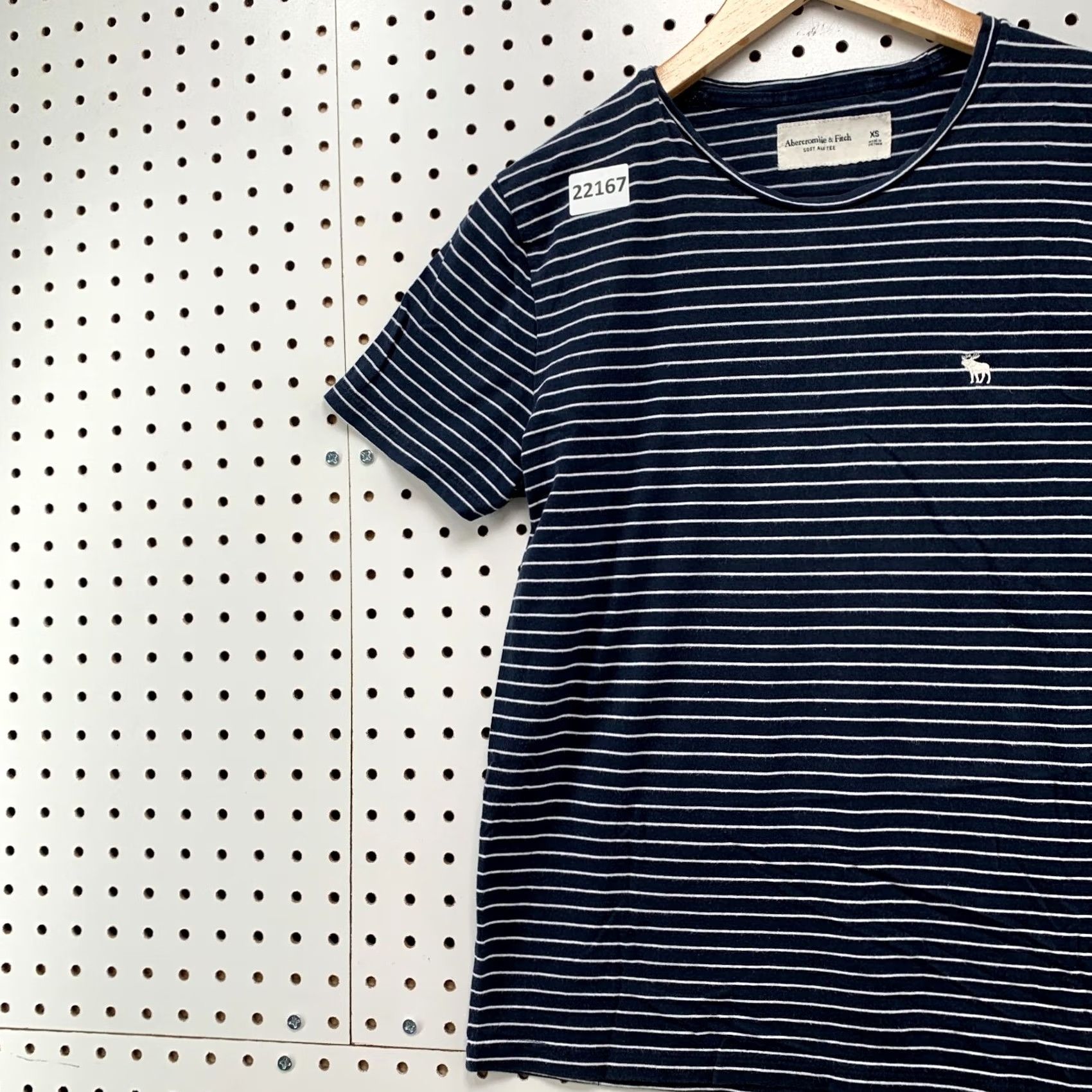 Abercrombie & Fitch Abercrombie & Fitch Soft A&F Tee Shirt Striped Womens XS Blue White Moose T-Shirt Cap Sleeve Crew Neck XS Womens Size XS / US 0-2 / IT 36-38 - 3 Thumbnail