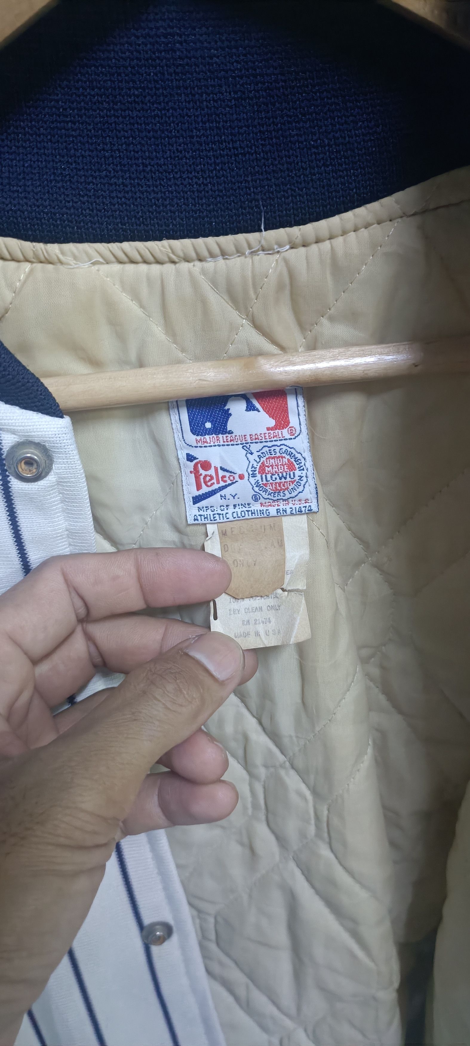 Vintage Vintage Felco Varsity MLB New York Yankees Pinstripe Size US M / EU 48-50 / 2 - 4 Thumbnail