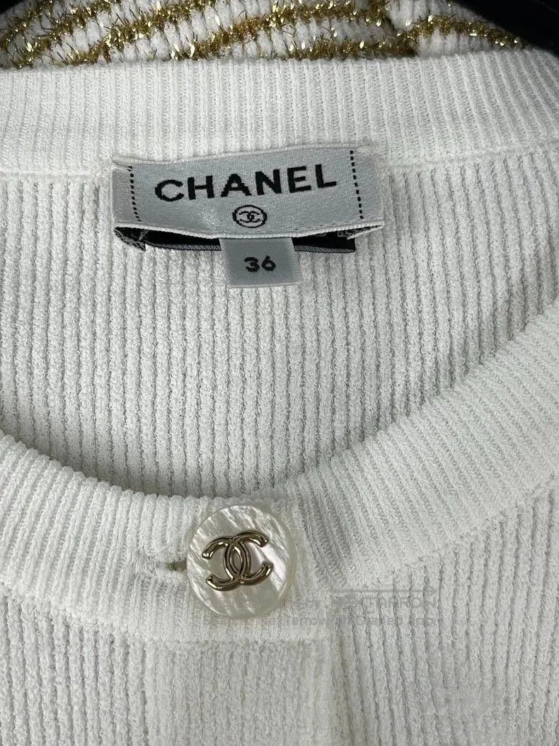 Chanel Chanel Gold Sequin Stripe Cardigan. Size US M / EU 48-50 / 2 - 4 Thumbnail