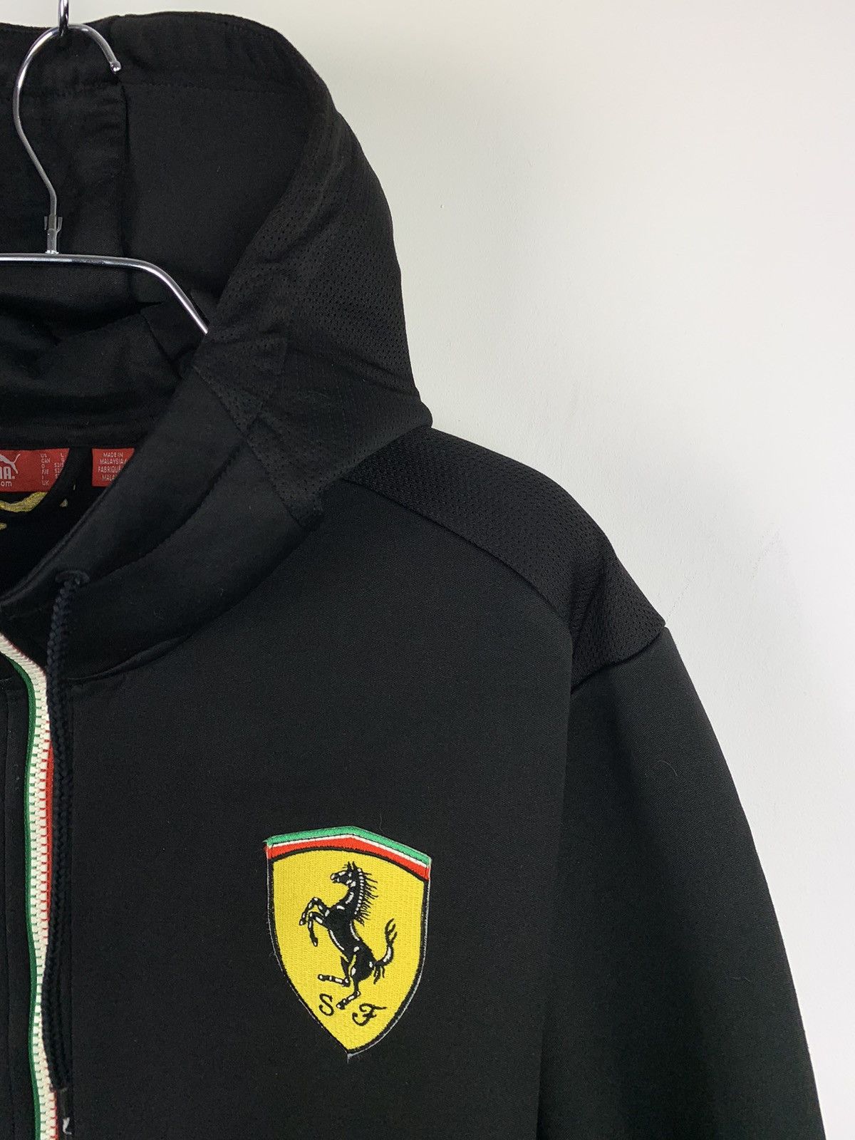 Ferrari × Puma Puma Ferrari Zip Hoodie L Size Size US L / EU 52-54 / 3 - 4 Thumbnail