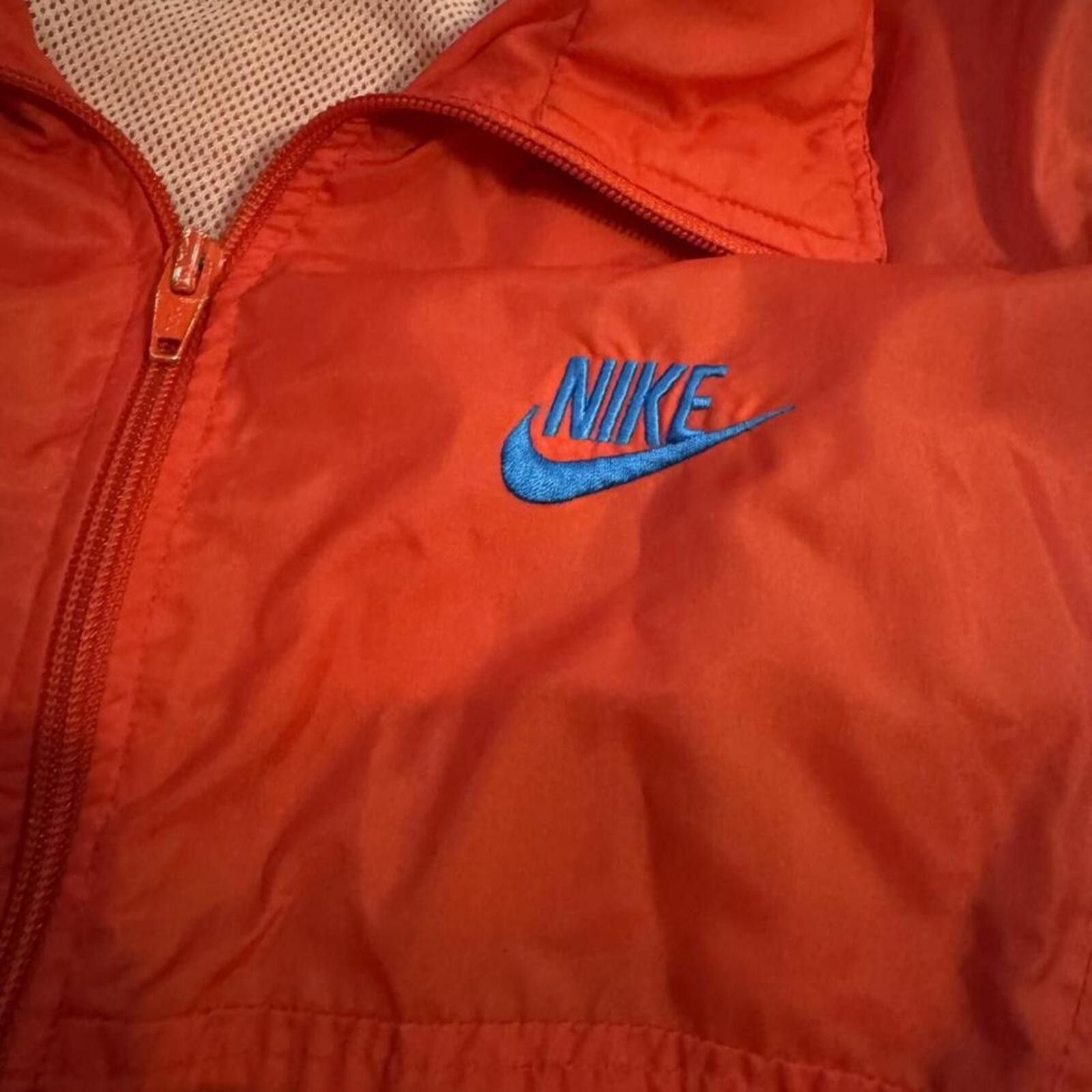 Nike Vintage 90s Nike red white and blue windbreaker jacket Sz XL Size US XL / EU 56 / 4 - 4 Thumbnail