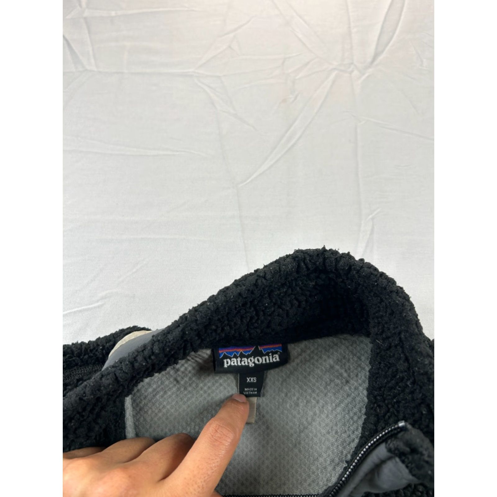 Patagonia Patagonia Jacket XXS Men's Retro Full Zip Fleece Black Stand-Up Collar Pocket Size US XXS / EU 40 - 3 Thumbnail