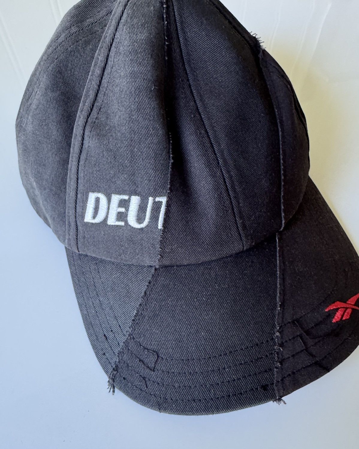 Reebok × Vetements Vetements x Reebok FW 17 Reconstructed Cap Size ONE SIZE - 3 Thumbnail