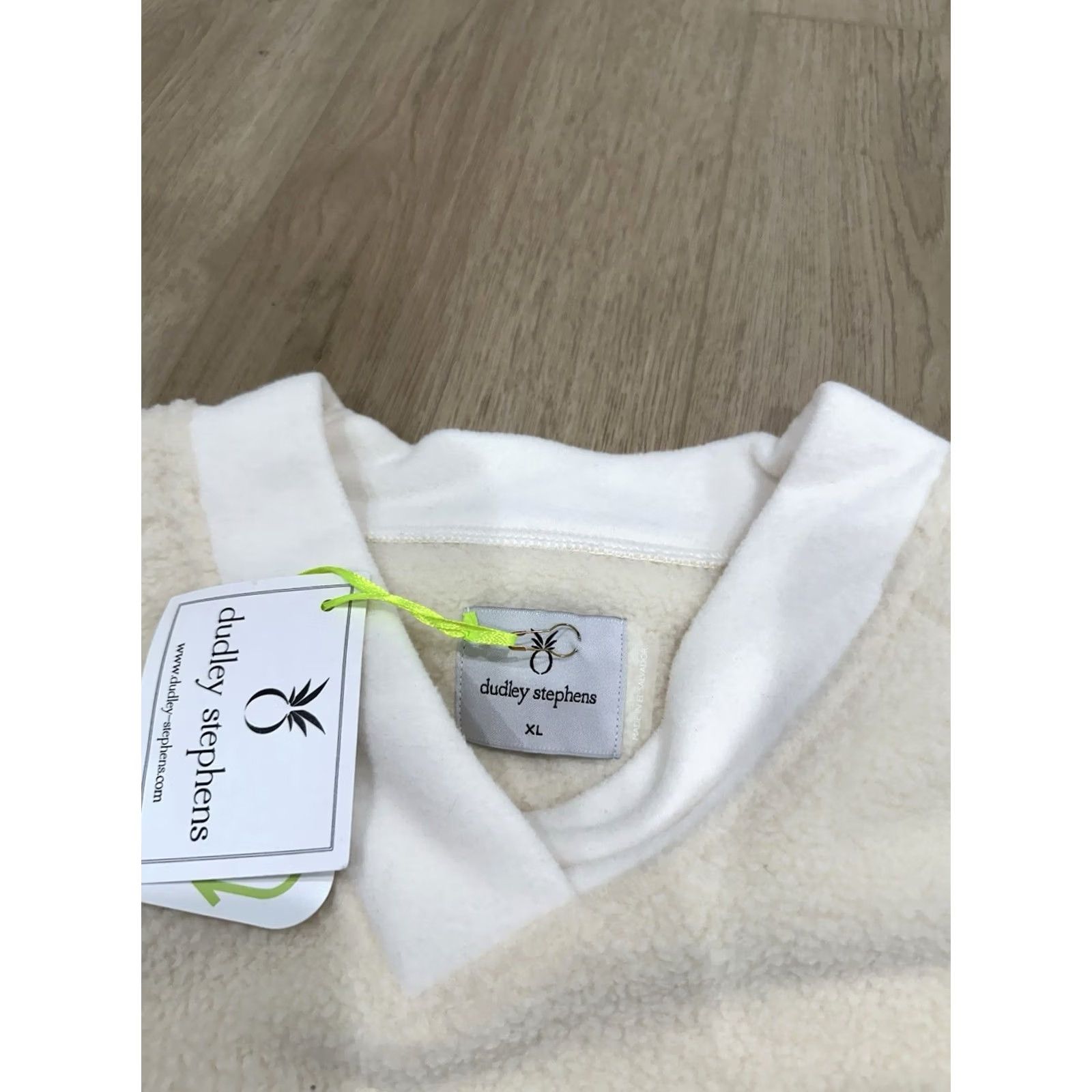 Vintage VINTAGE N/A Dudley Stephens Stanwich Sweatshirt Womens XL Cream V-Neck Pile Fleece Size XL / US 12-14 / IT 48-50 - 7 Thumbnail