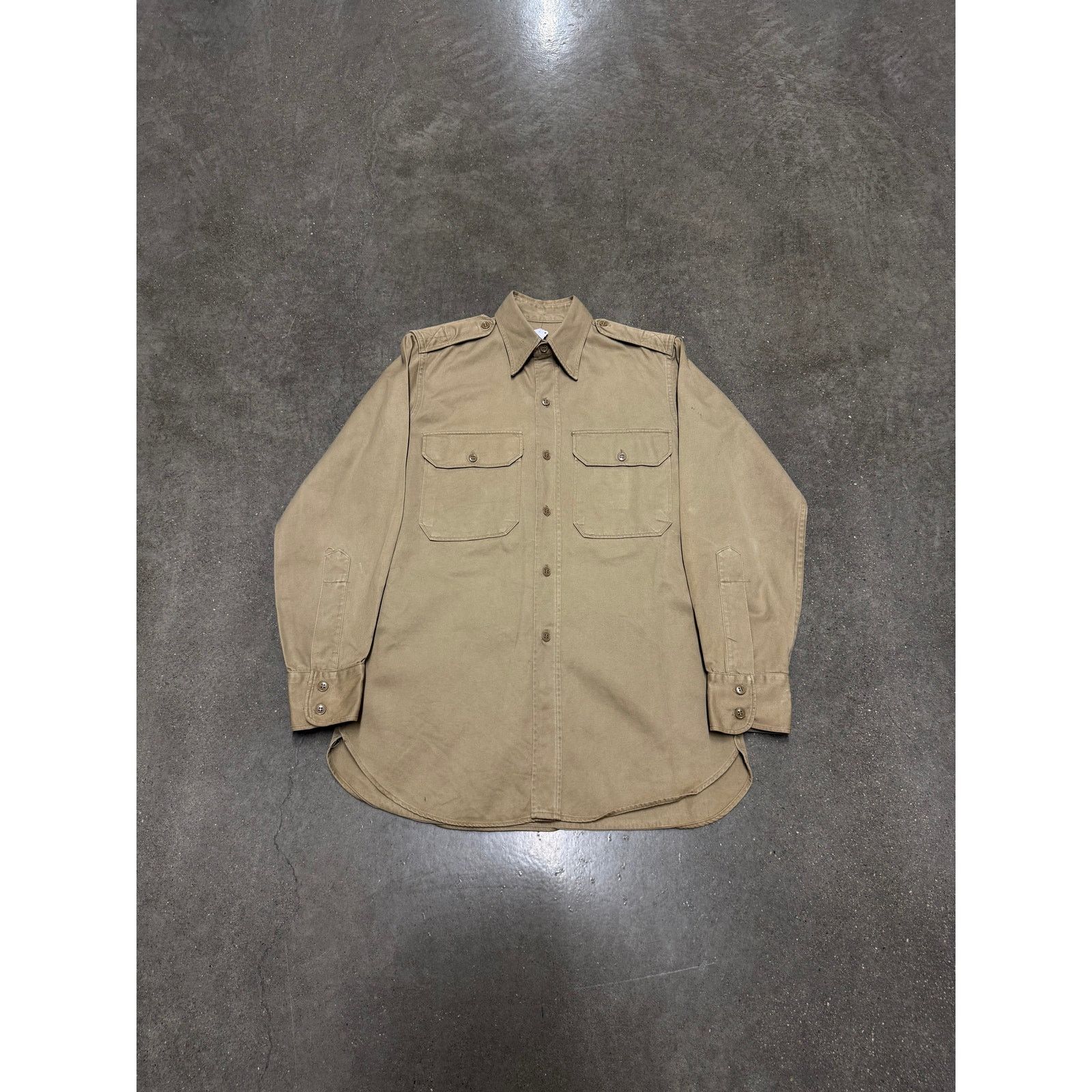 Vintage Vintage 1950’s Military Button-Up Uniform Shirt Size US L / EU 52-54 / 3 - 1 Thumbnail