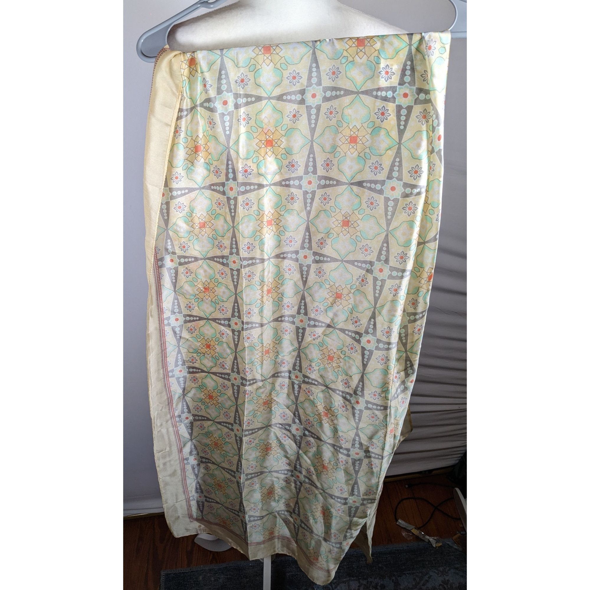 Other Vintage Retro Floral Pastel Yellow Scarf/Shawl/Wrap Size ONE SIZE - 8 Thumbnail