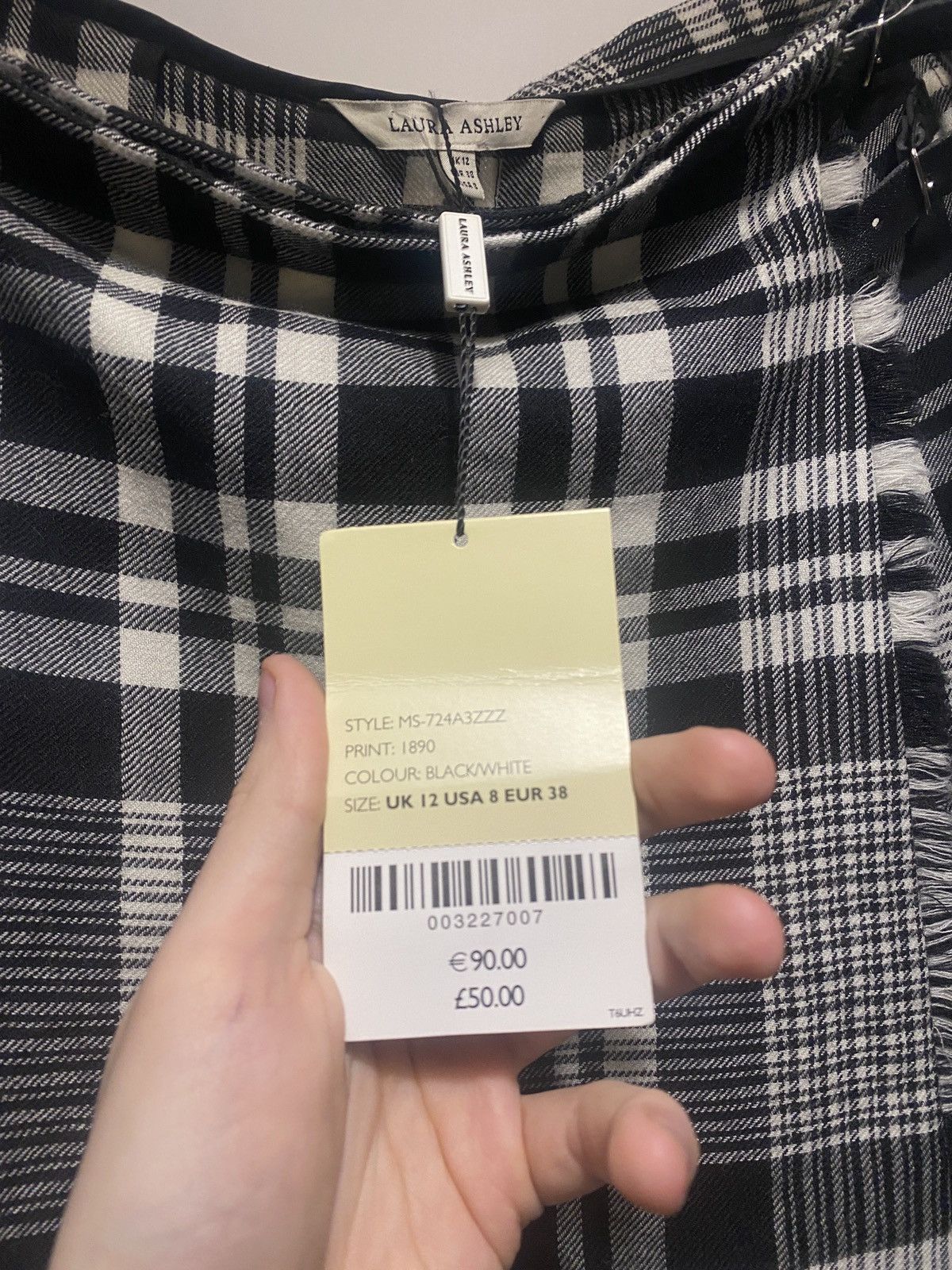 Laura Ashley Laura ashley avant garde new with tag with defect mini skirt Size 30" / US 8 / IT 44 - 5 Thumbnail