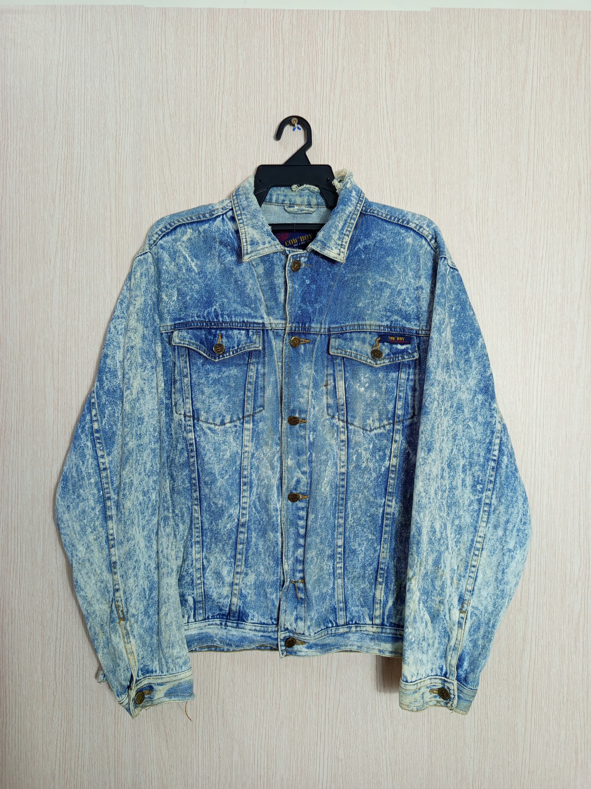 Japanese Brand Vintage Cowboy Distressed Denim Jacket Size US L / EU 52-54 / 3 - 1 Thumbnail