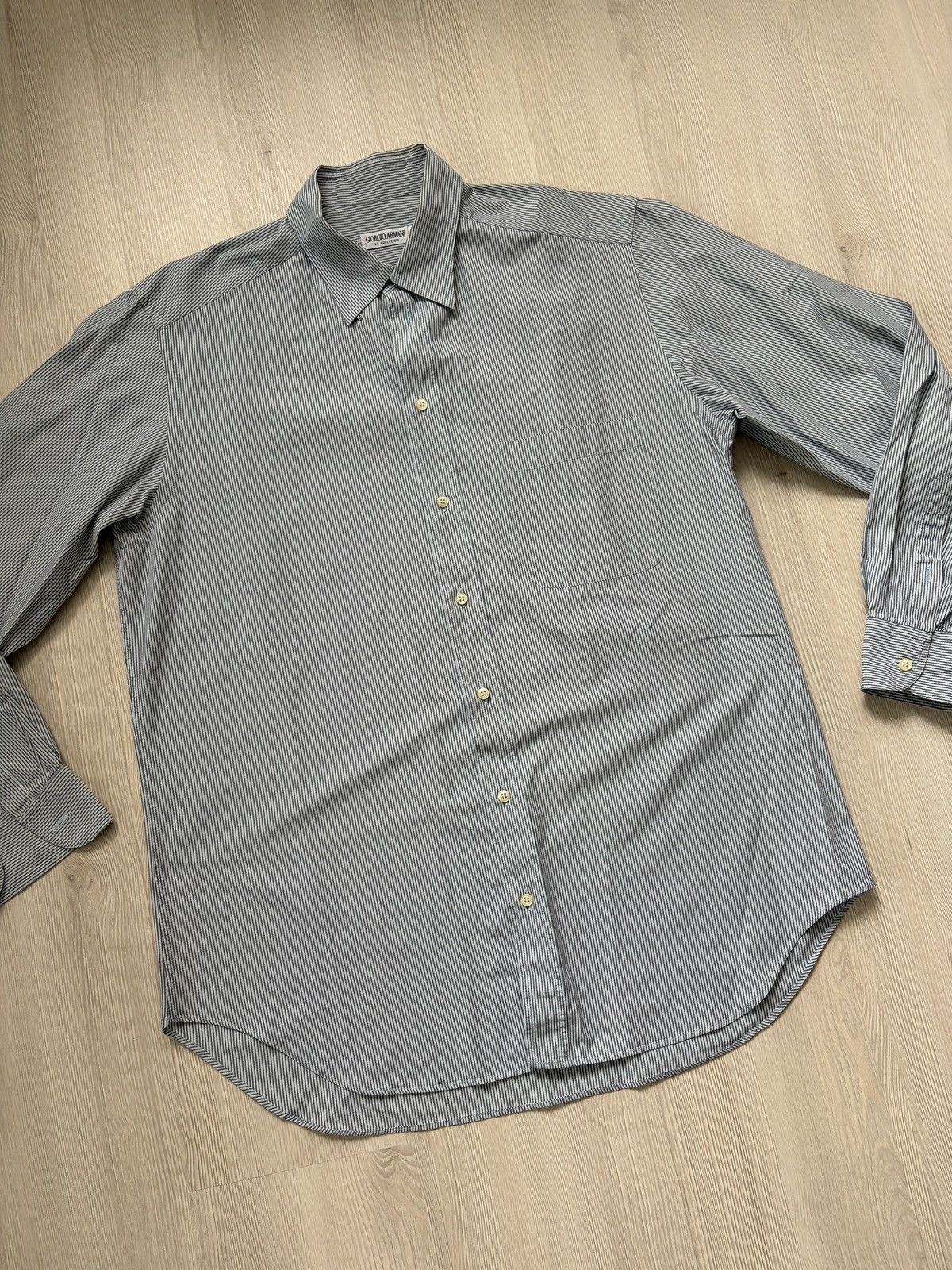 Giorgio Armani Giorgio Armani Pinstripe White Gray Shirt Size US L / EU 52-54 / 3 - 7 Thumbnail